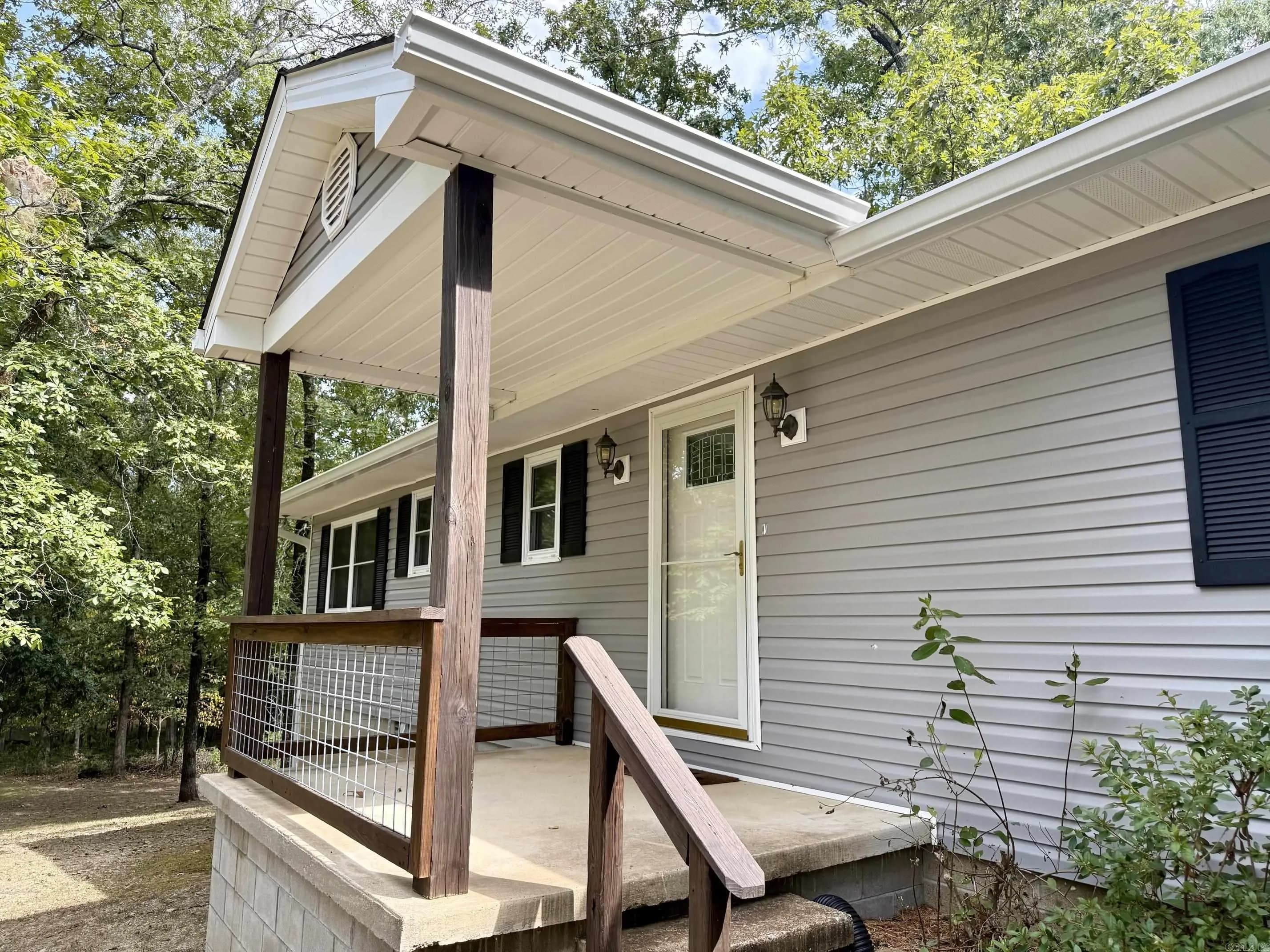 Property at 120  Knox - Image 4