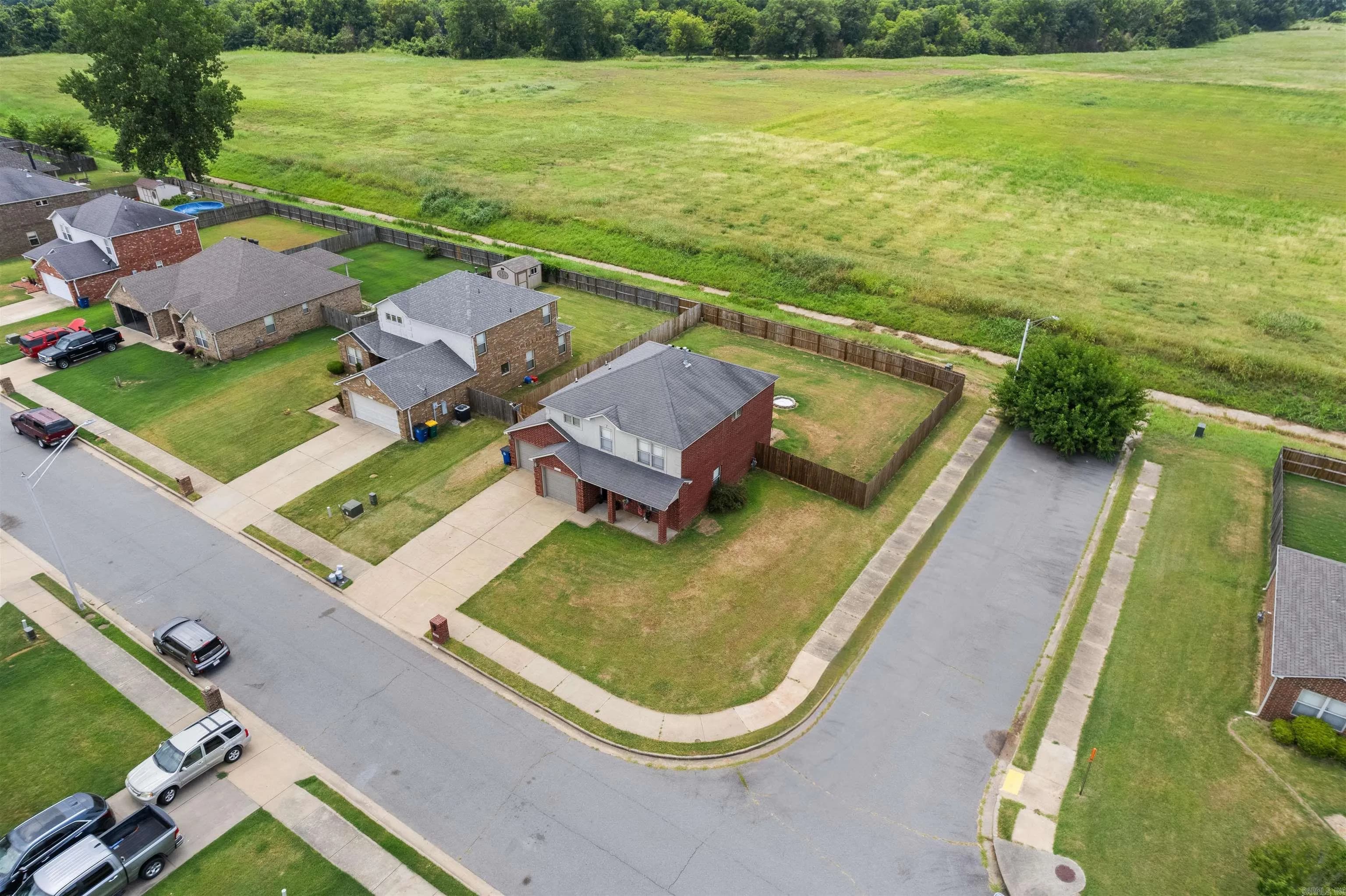 Property at 1401  Sweetgum - Image 36