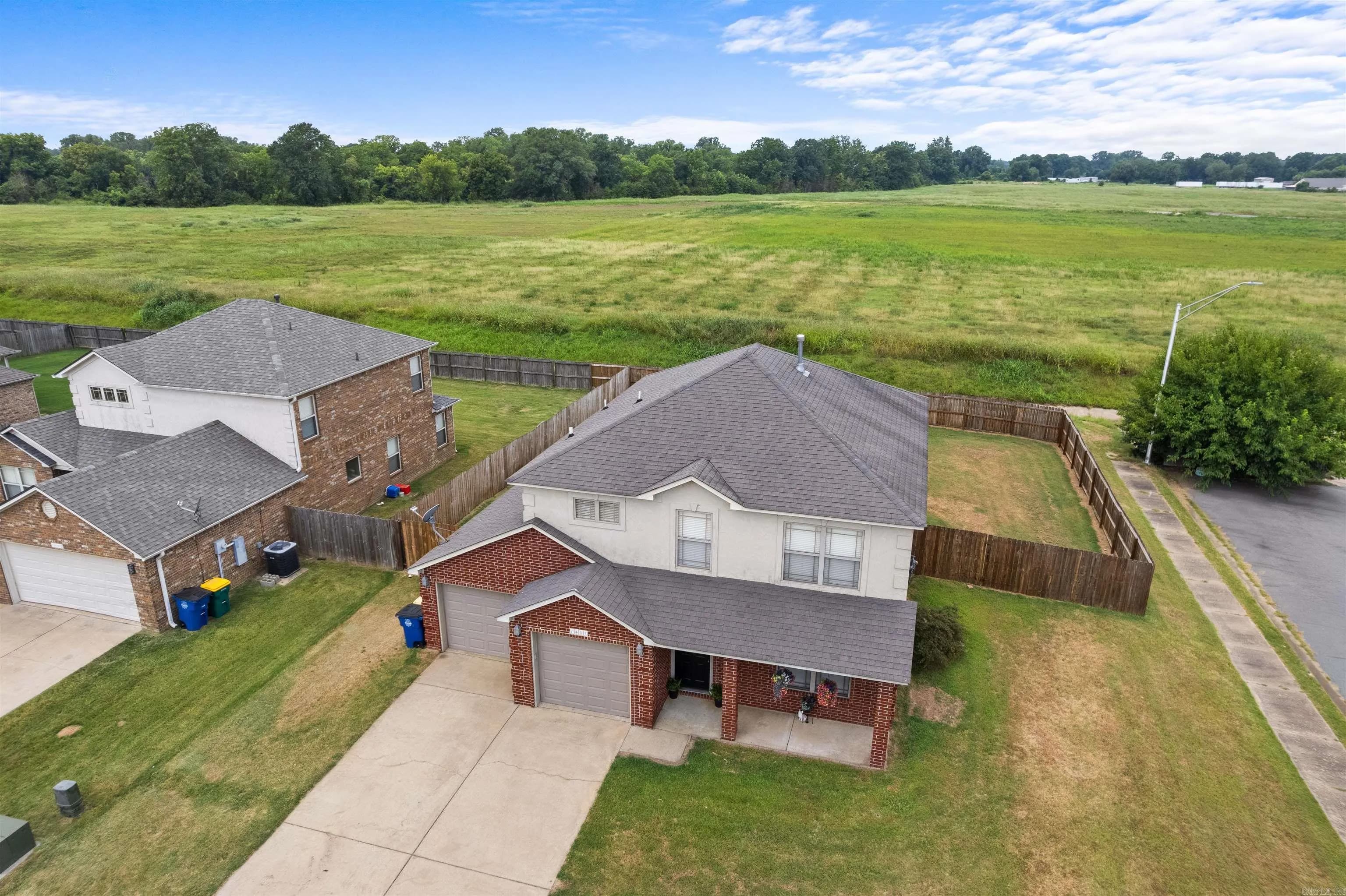 Property at 1401  Sweetgum - Image 33