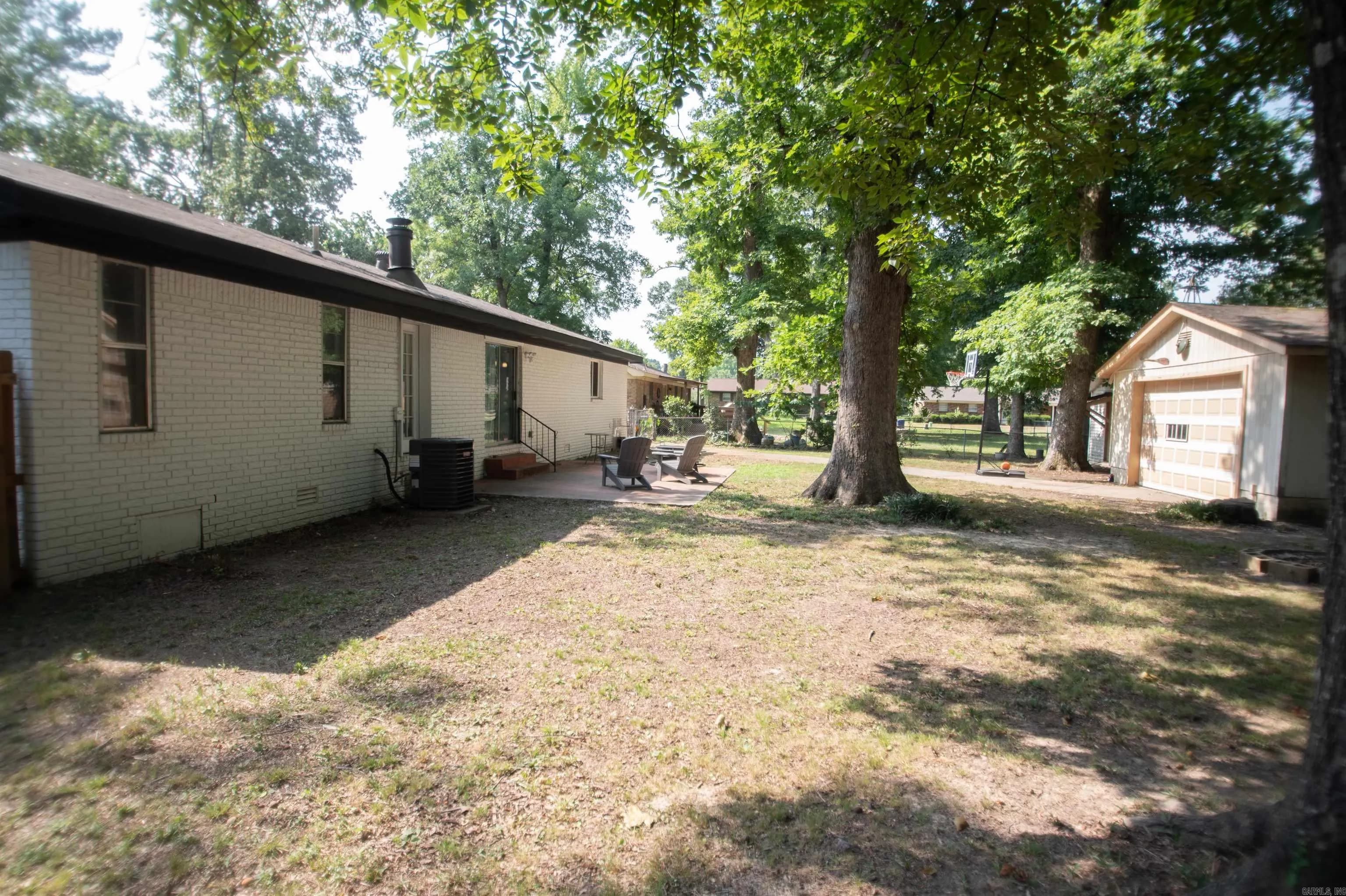 Property at 26  Barnwell - Image 23