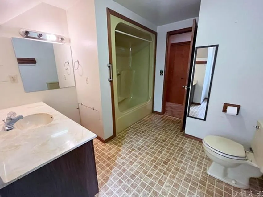 Property at 7704  County road 2770 - Image 27