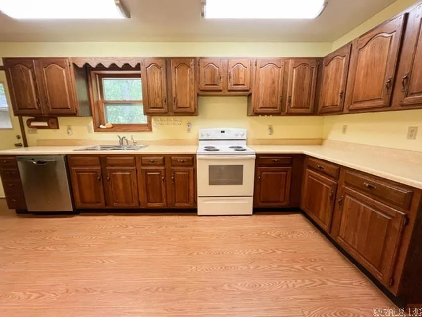 Property at 7704  County road 2770 - Image 33