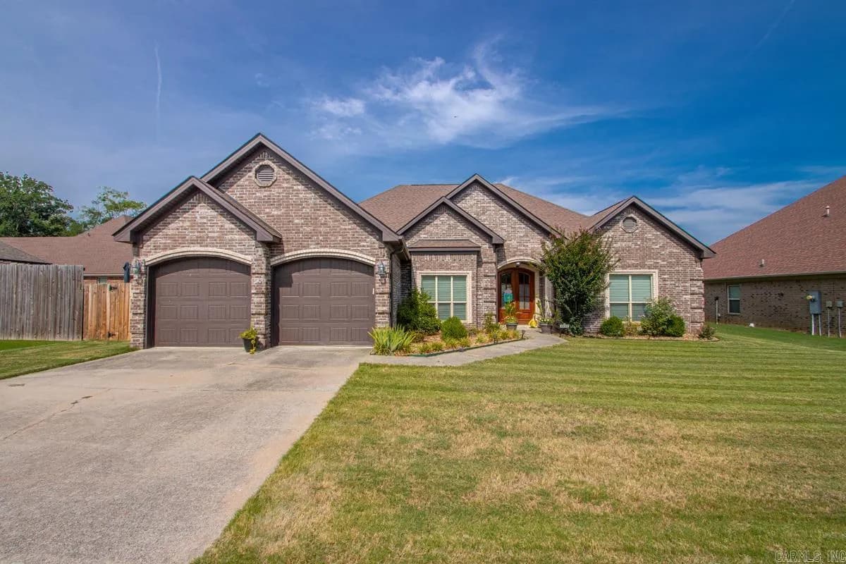 Property at 3113  Dapple gray - Image 2