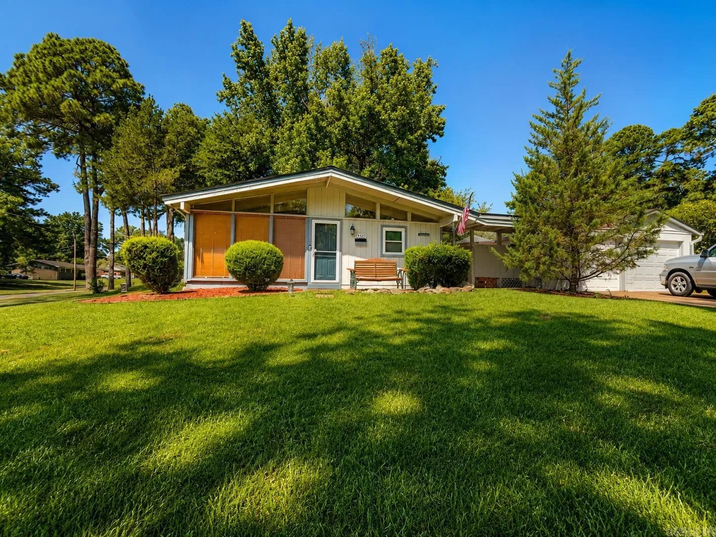 Property at 1900  O'connell - Image 17