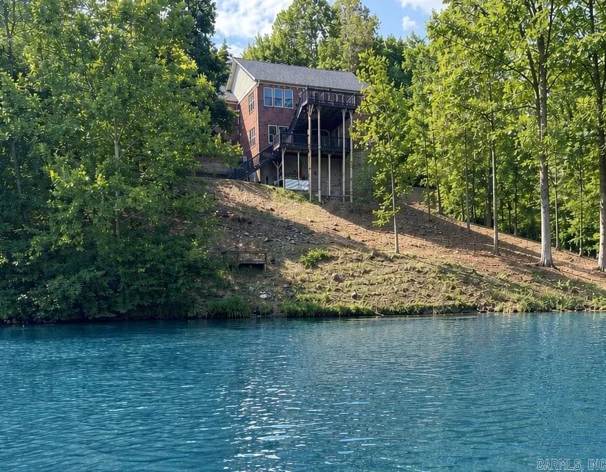 Property at 139  Waterfront - Image 27
