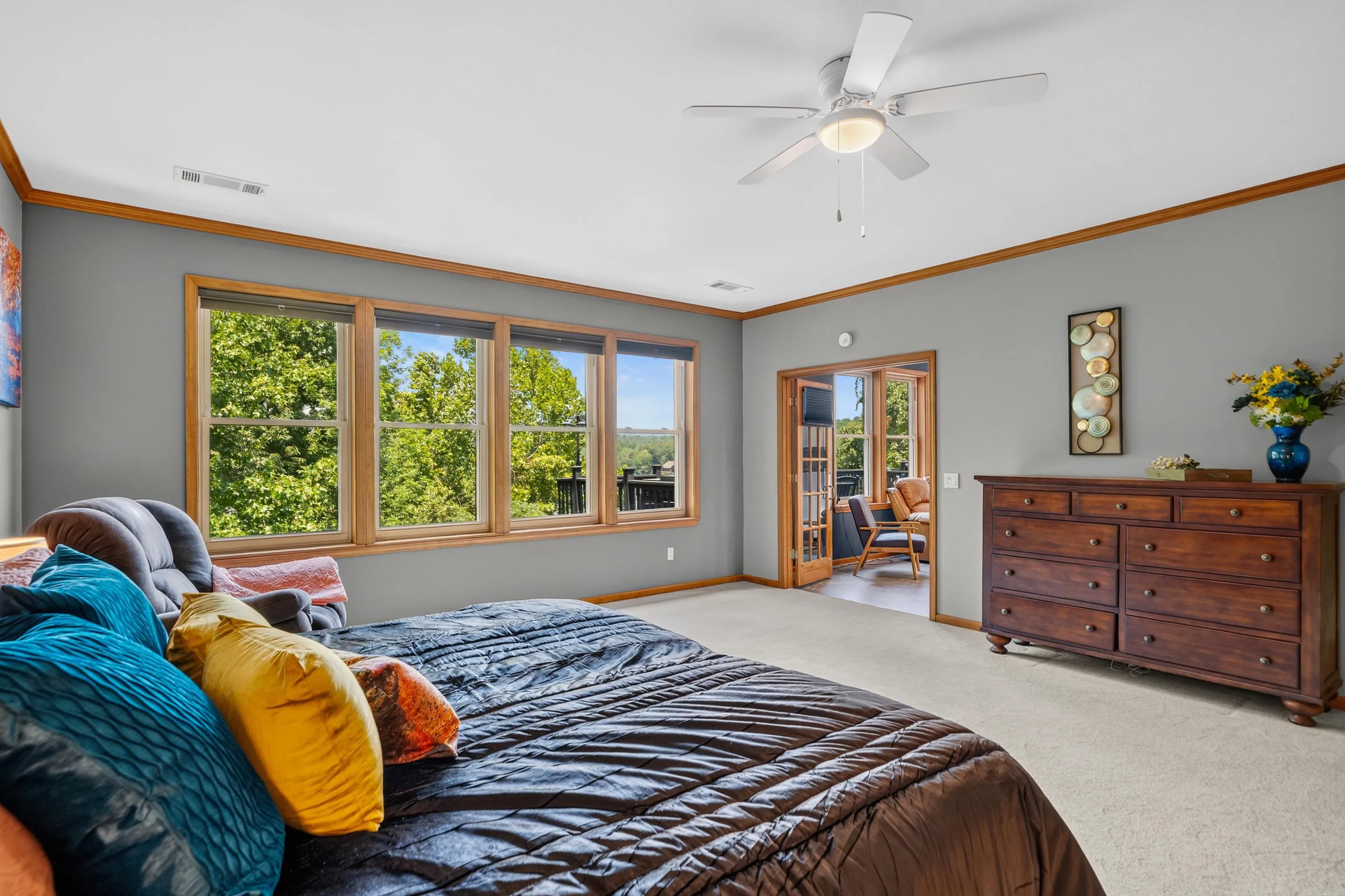 Property at 139  Waterfront - Image 12
