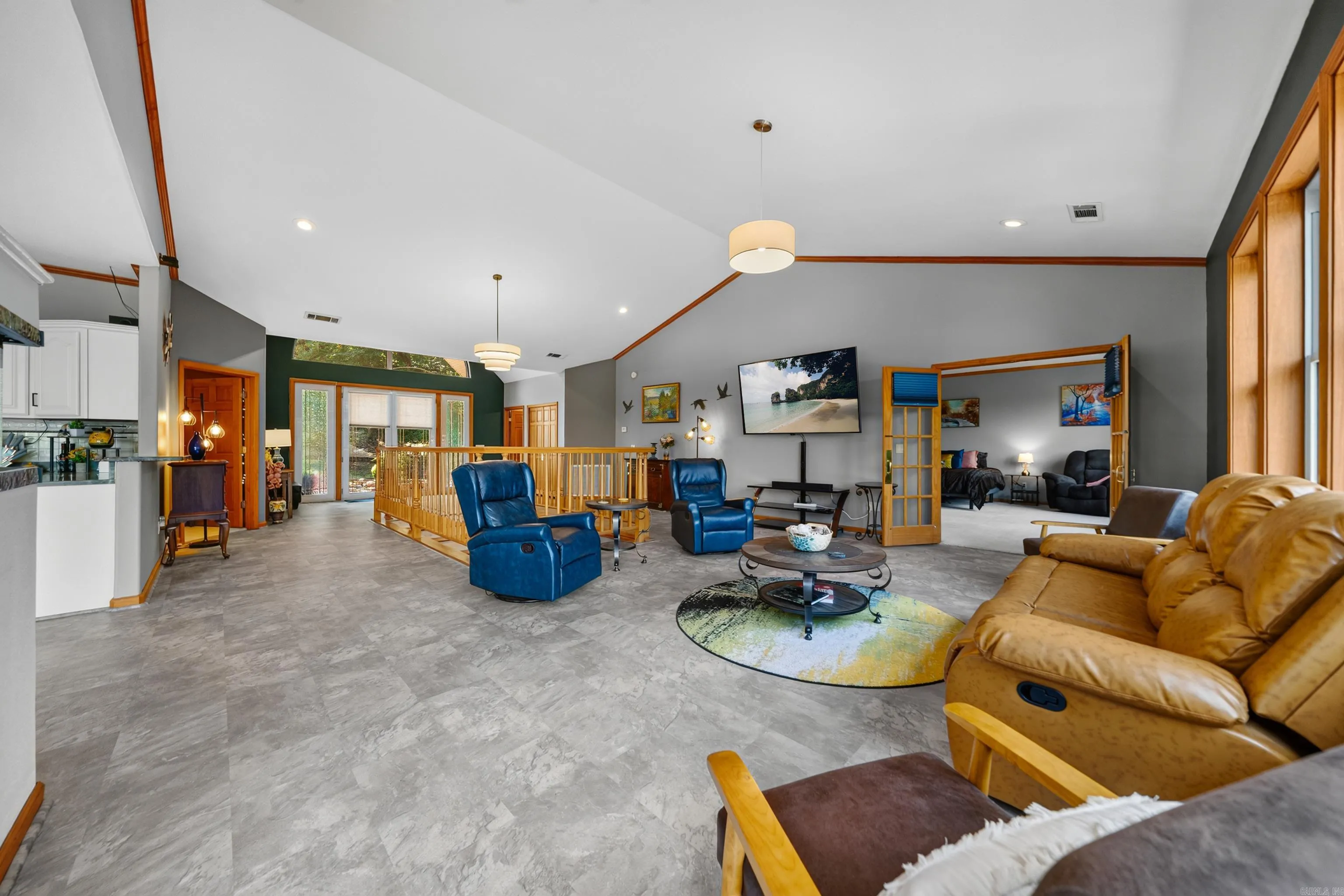 Property at 139  Waterfront - Image 5