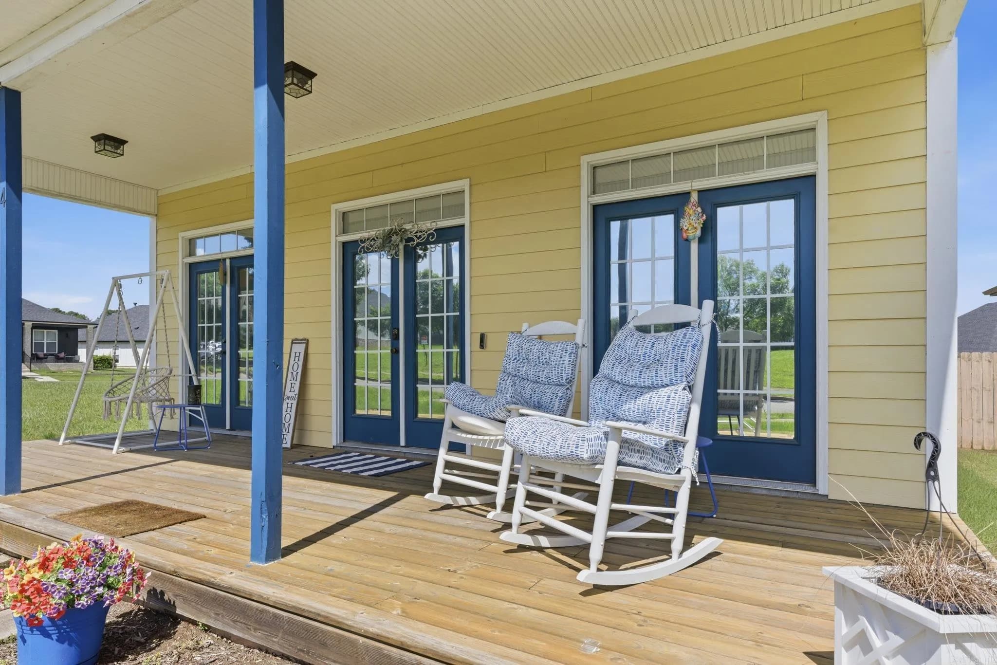 Property at 4 E Citron - Image 5