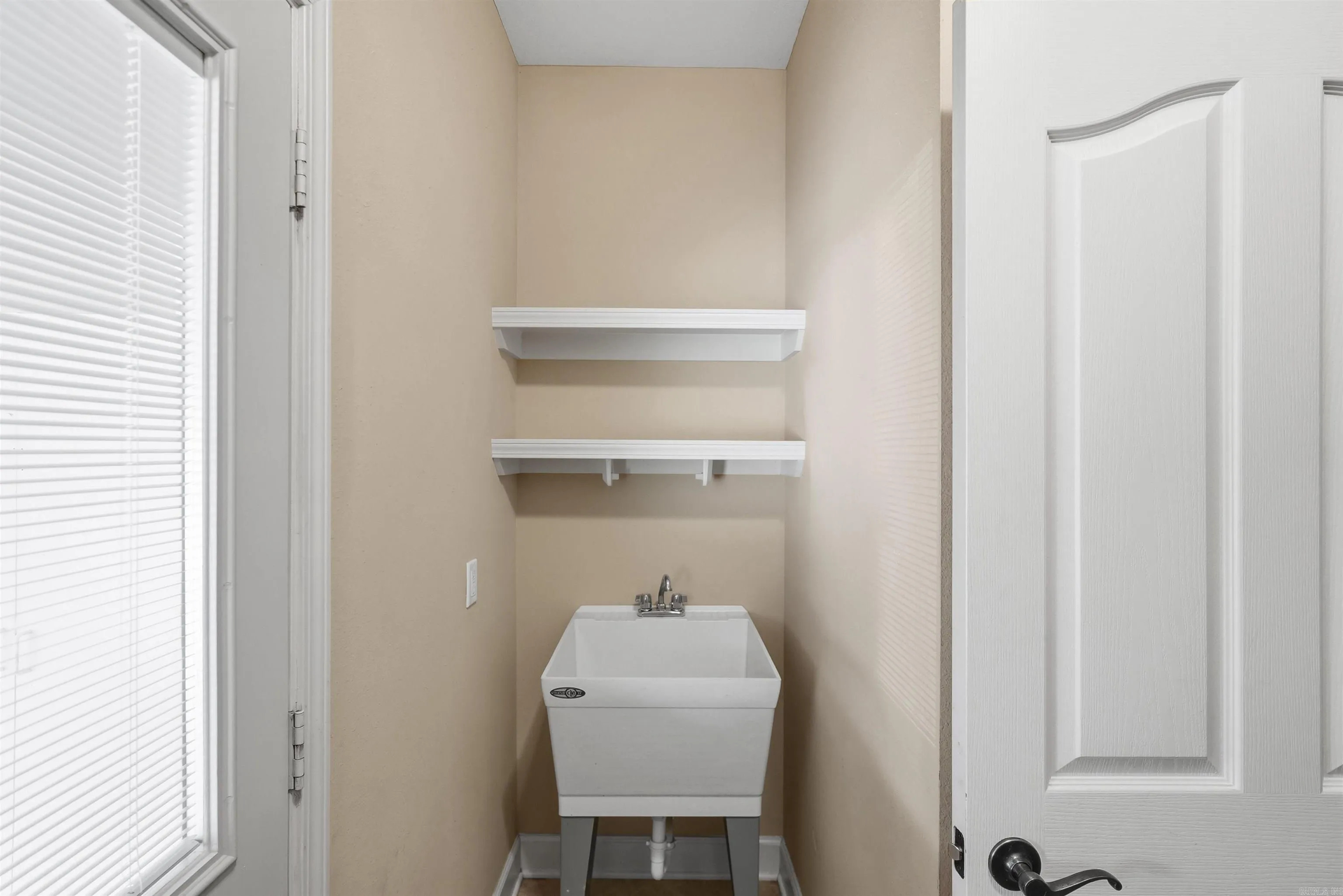 Property at 113  Valderrama - Image 17