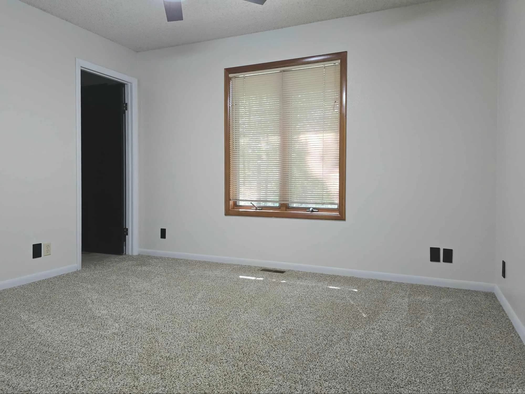 Property at 27  Faisan - Image 16