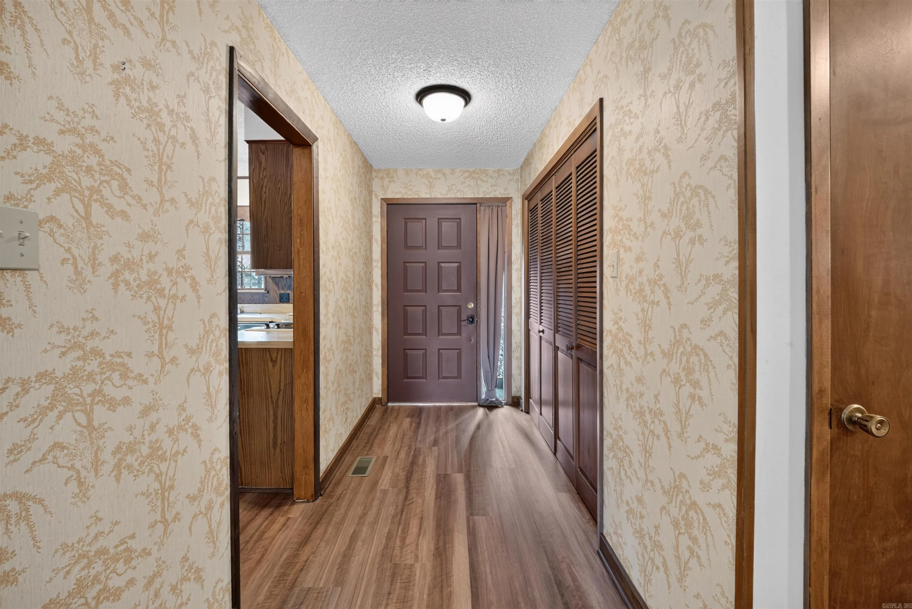 Property at 2315  Lakeshore dr, K-1 - Image 3