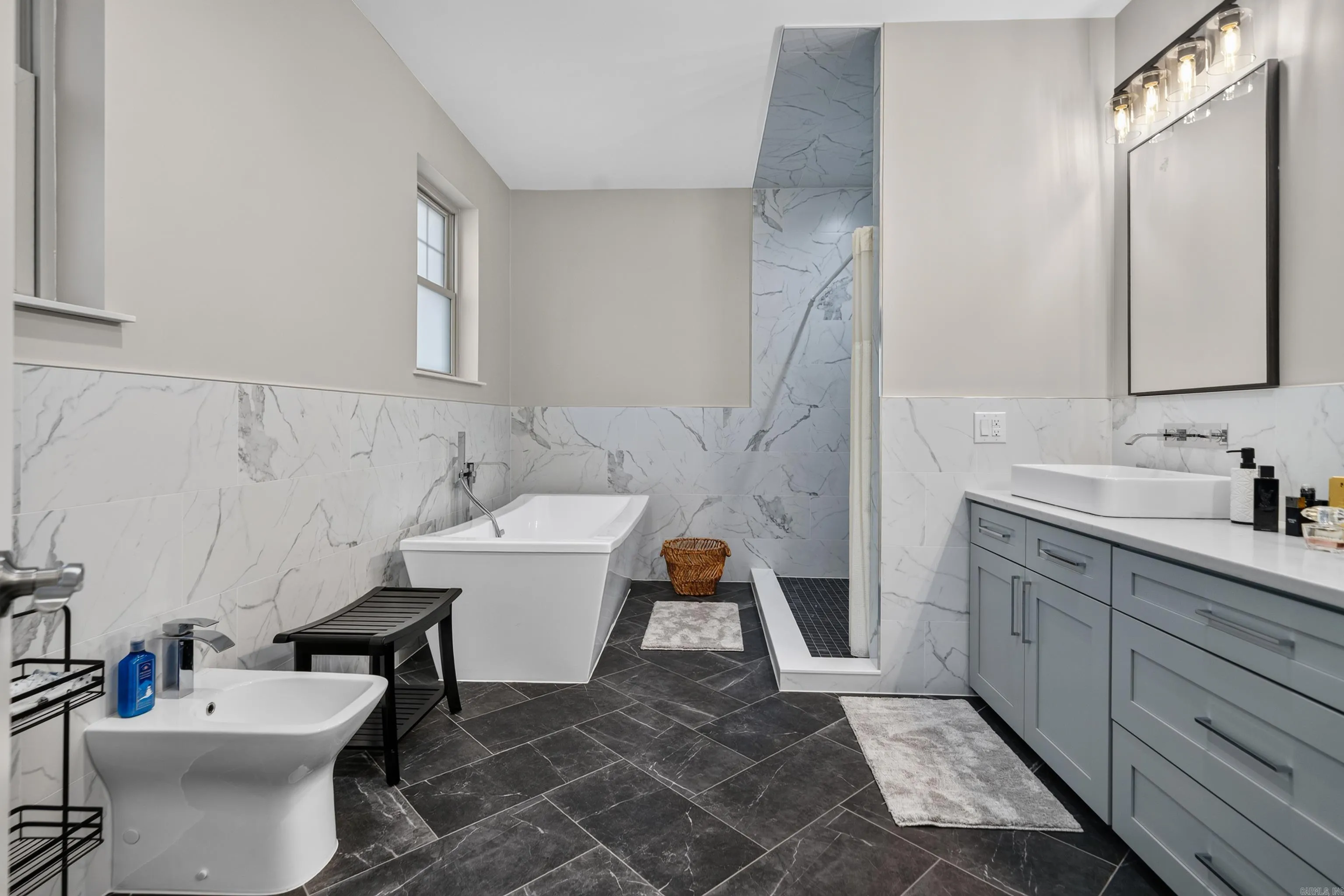 Property at 324  Coachlight - Image 28