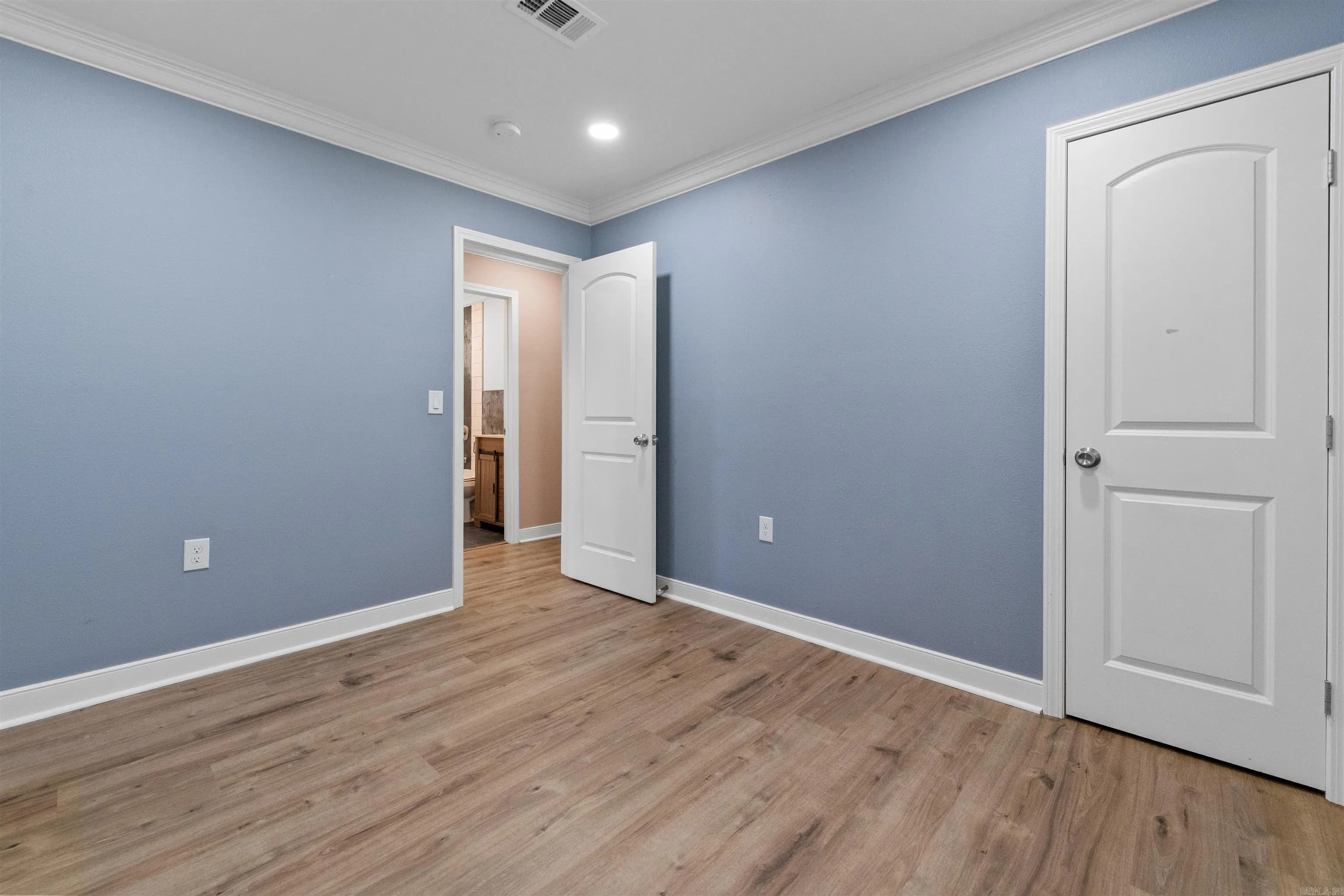 Property at 14  Wellford - Image 21