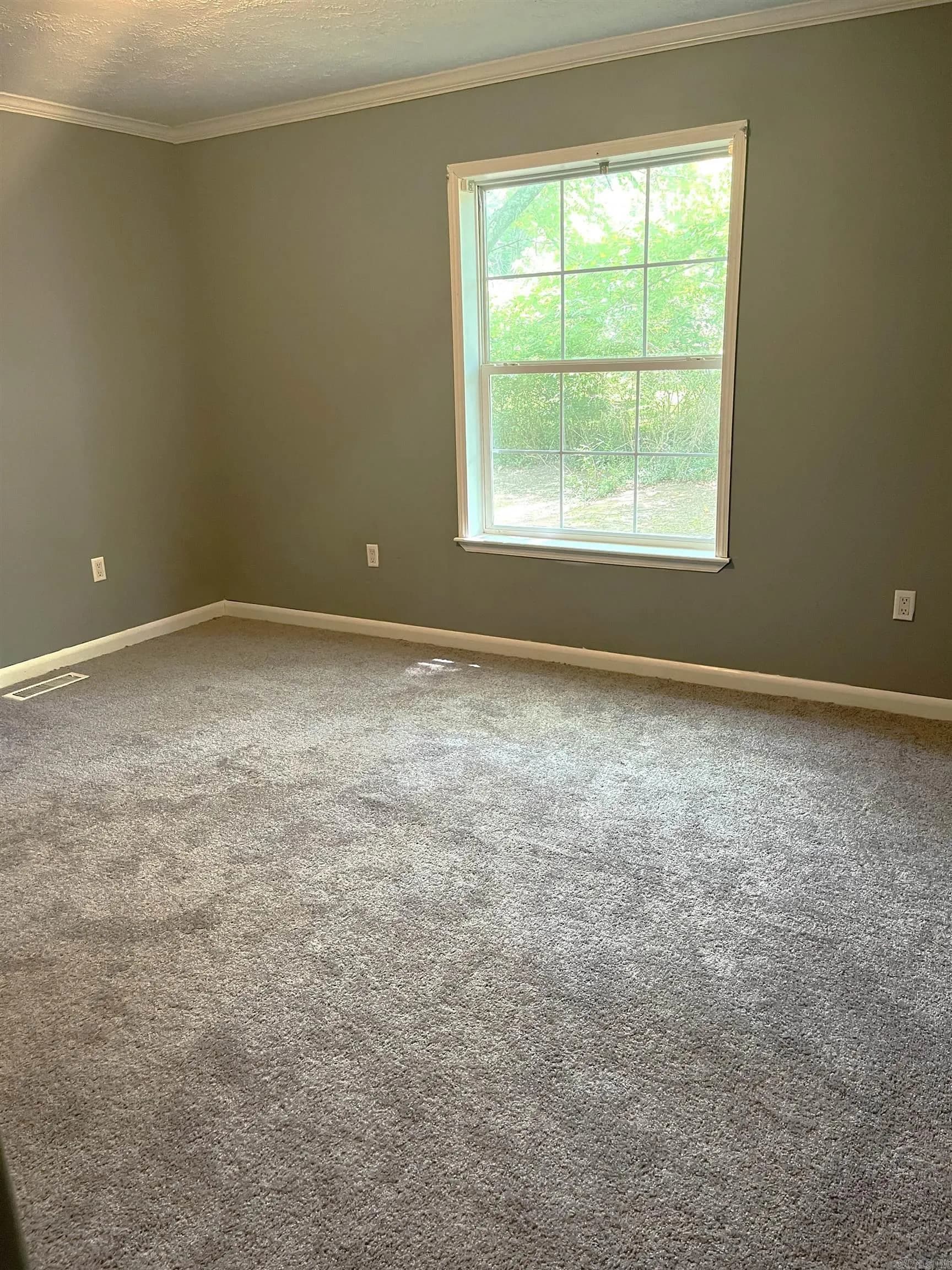 Property at 1005 W Martin - Image 18