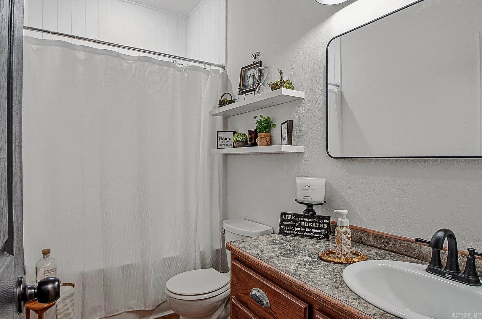 Property at 2135  Misenheimer - Image 11