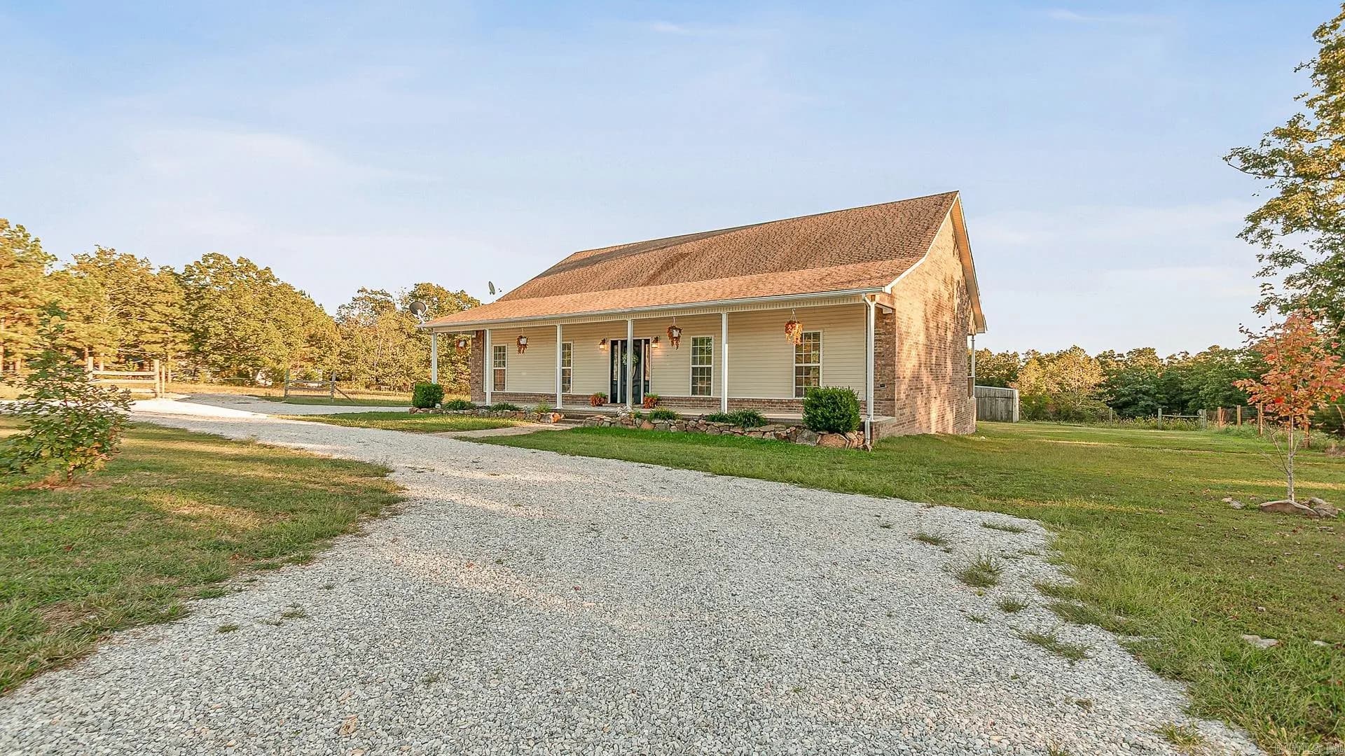 Property at 2135  Misenheimer - Image 22