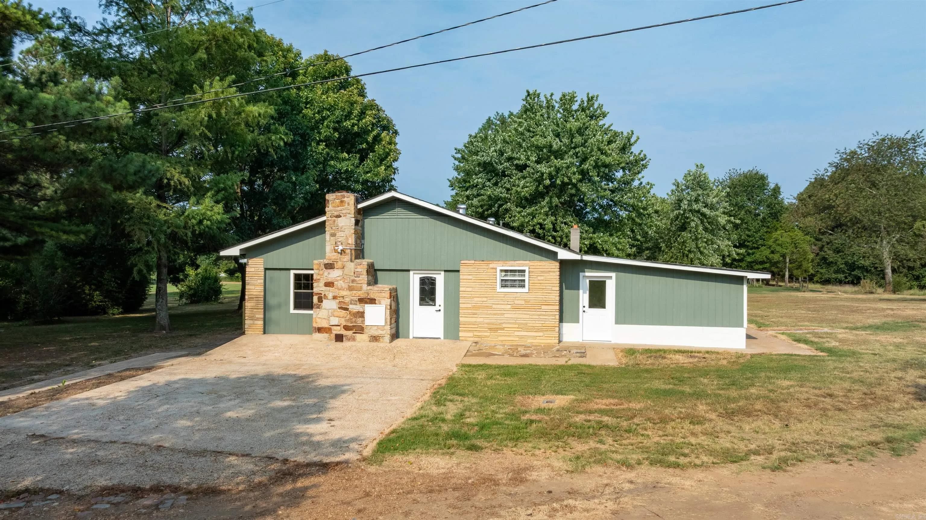 Property at 55  Hall dr - Image 5