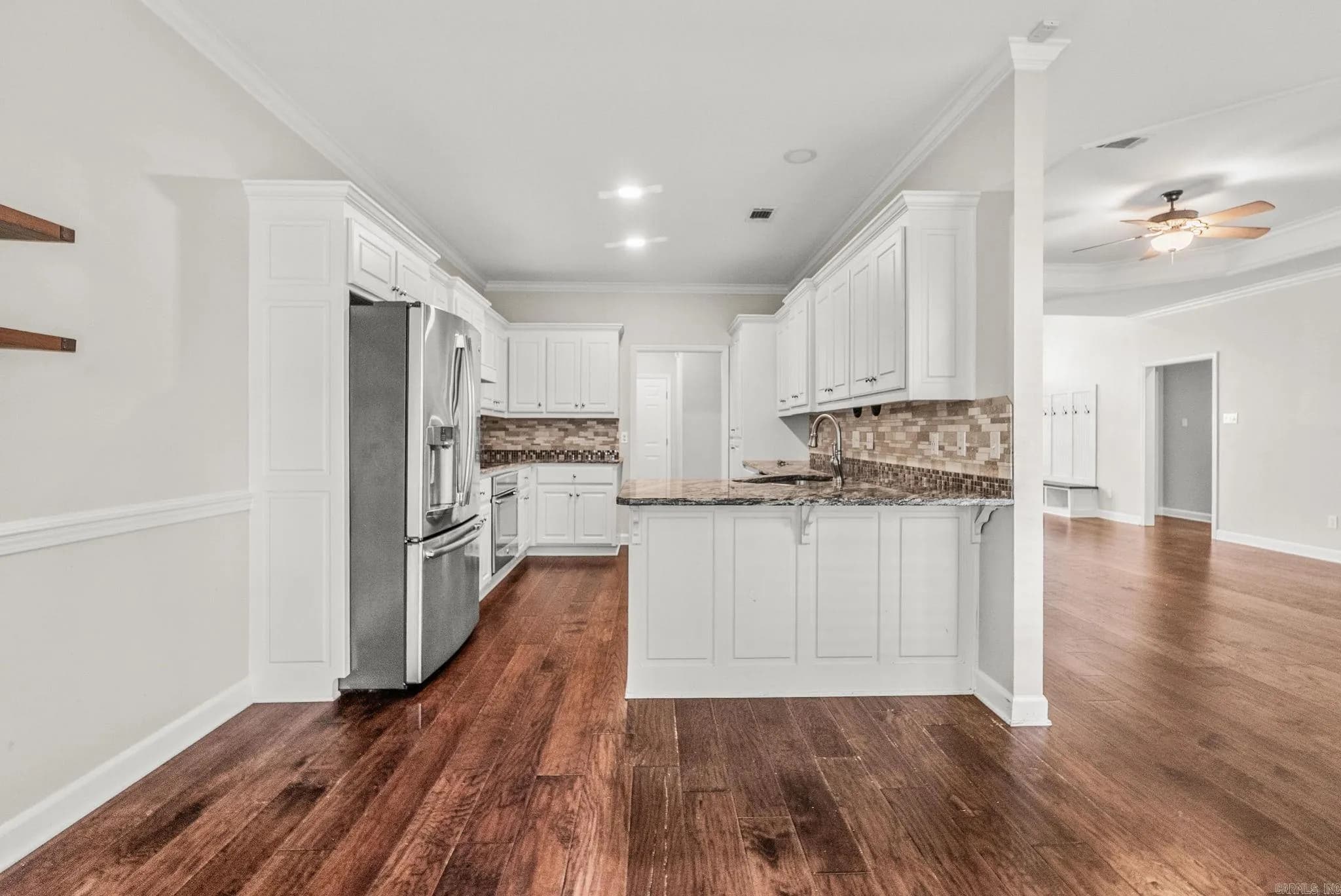 Property at 15  Iris - Image 24