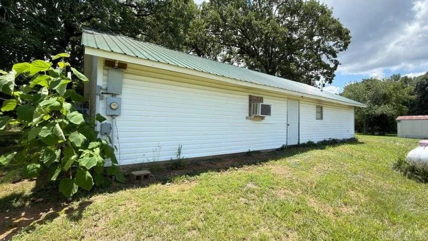 Property at 1634  Floral road - Image 12