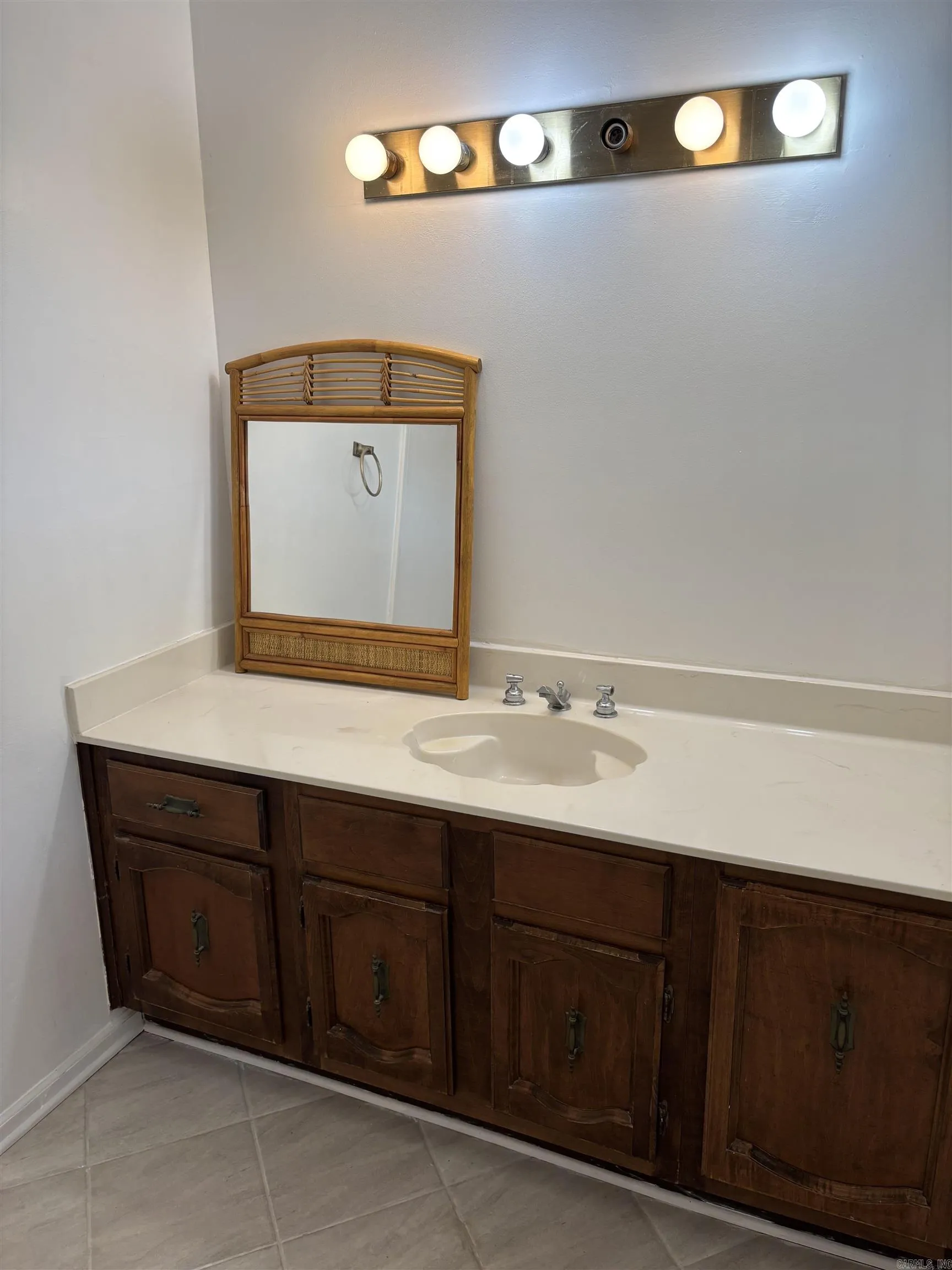 Property at 7517  Beck - Image 23
