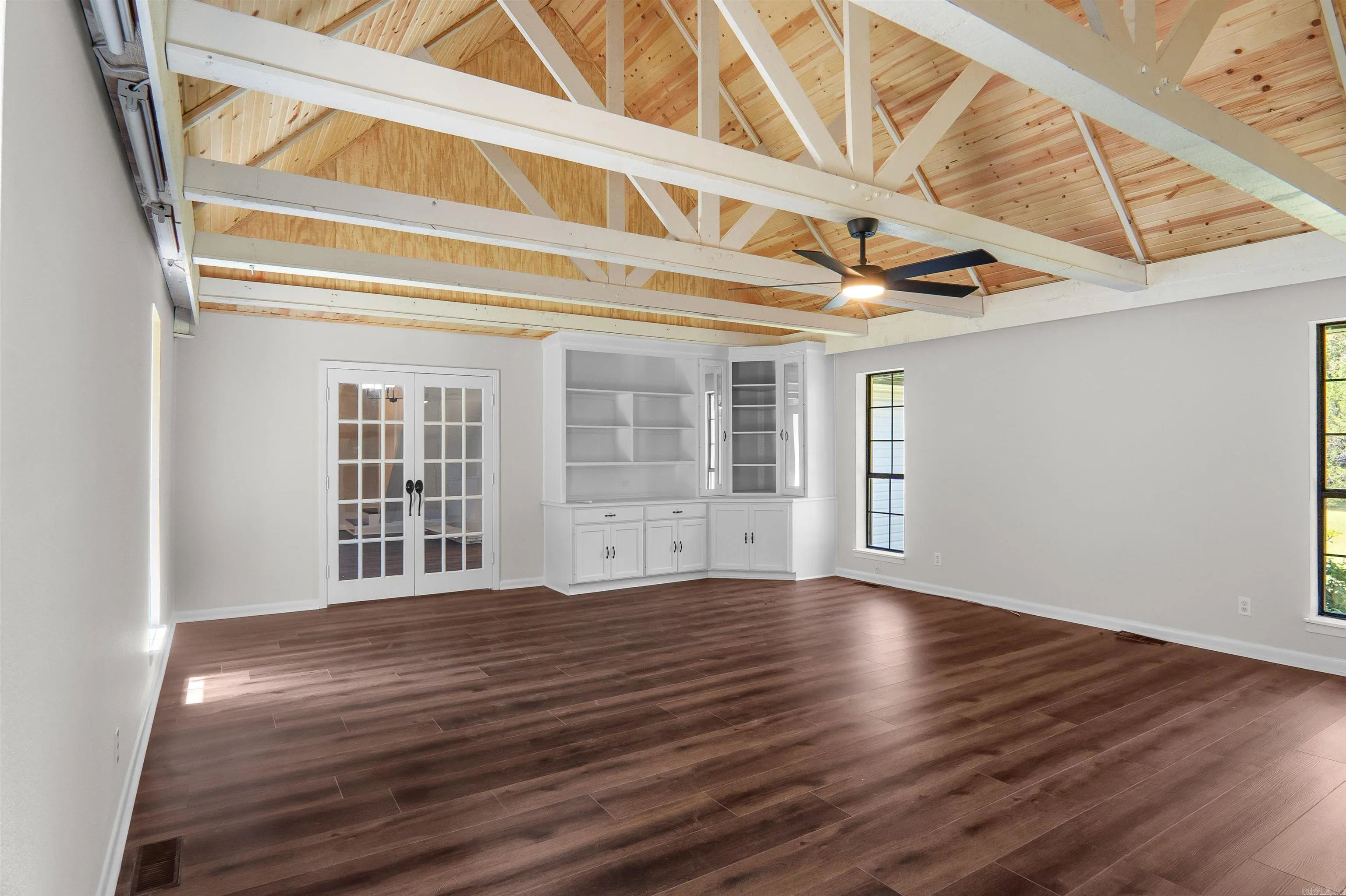 Property at 12102  Dalin - Image 23