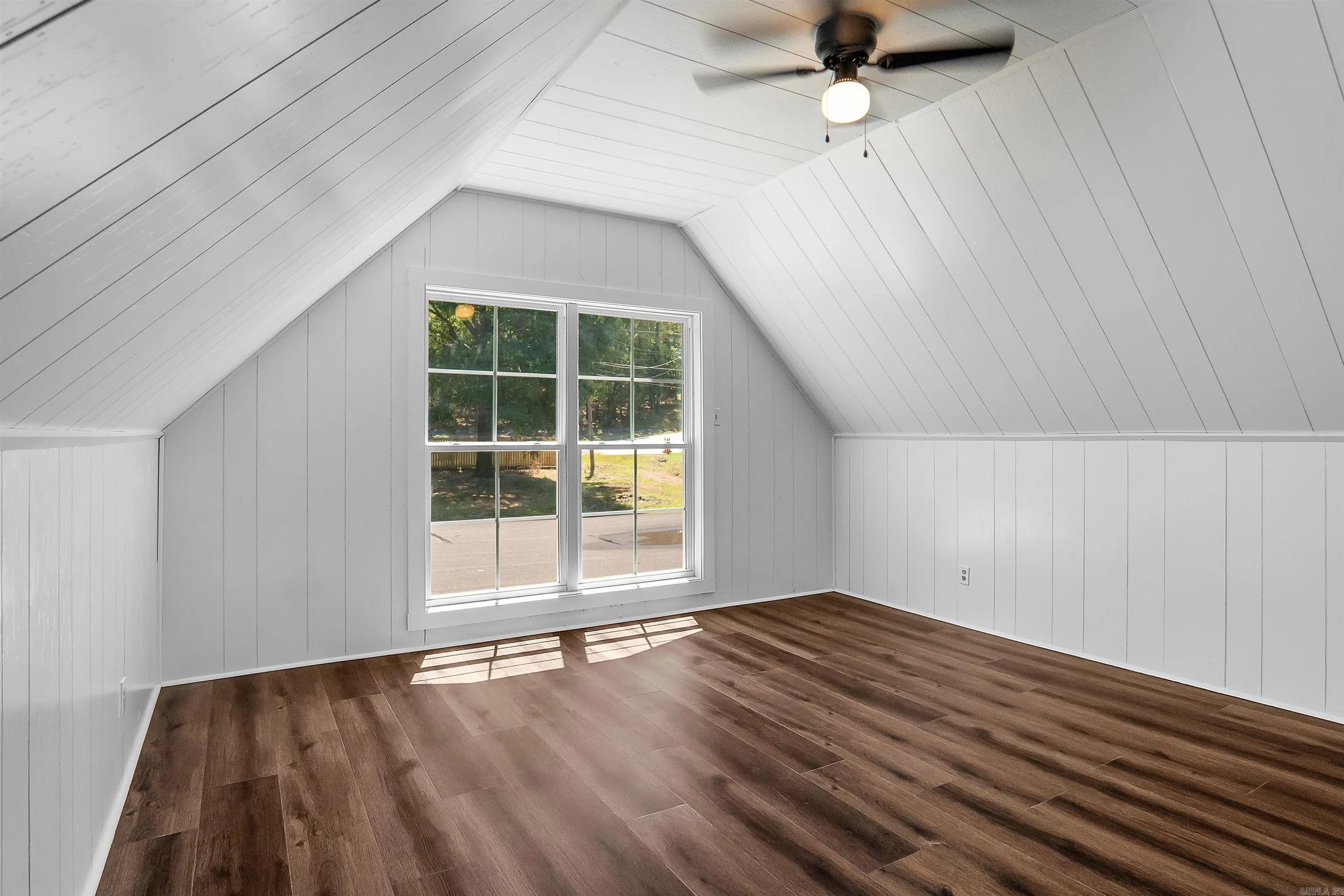Property at 12102  Dalin - Image 42