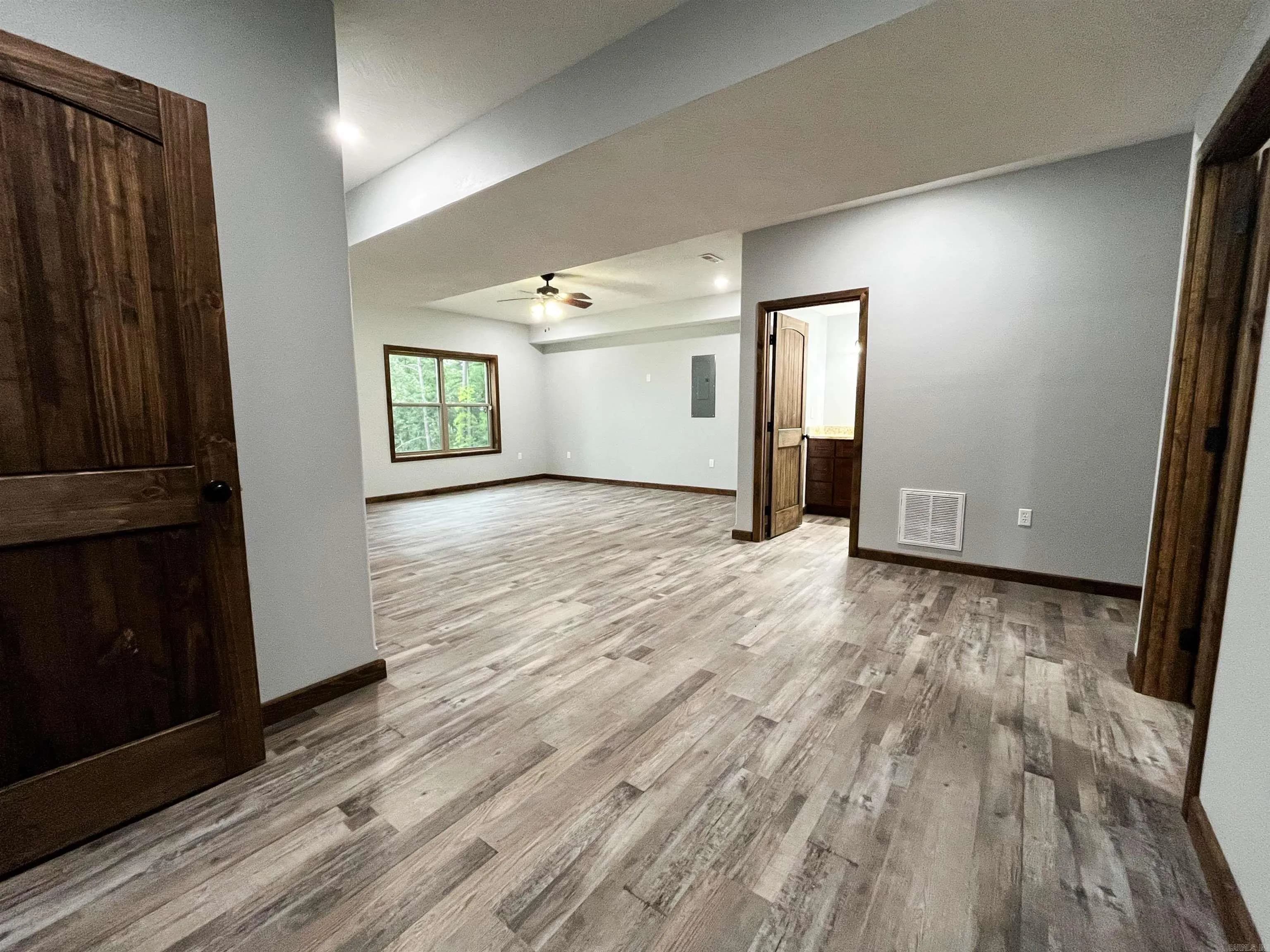 Property at 207  Juniper - Image 38