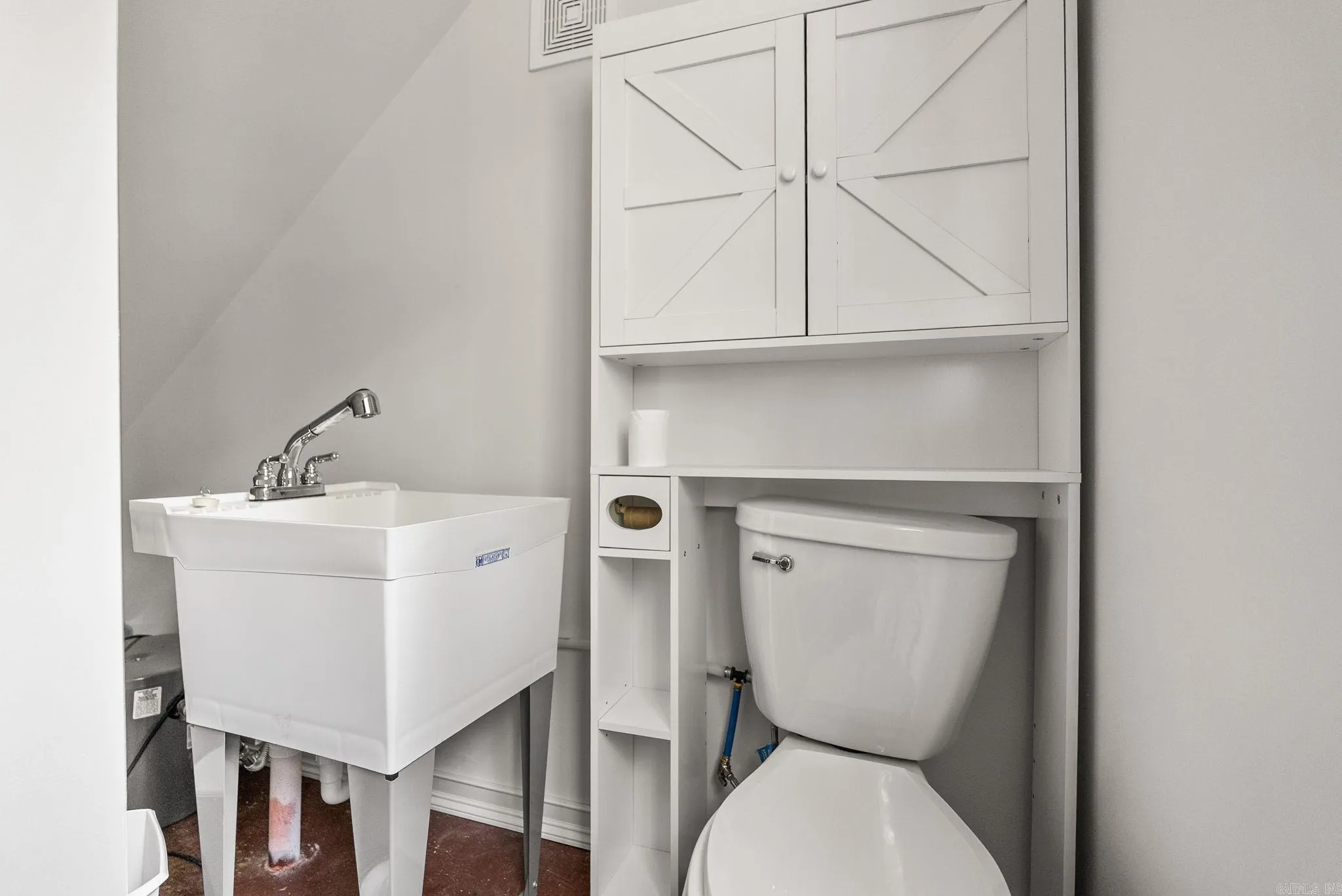 Property at 62  Place - Image 41