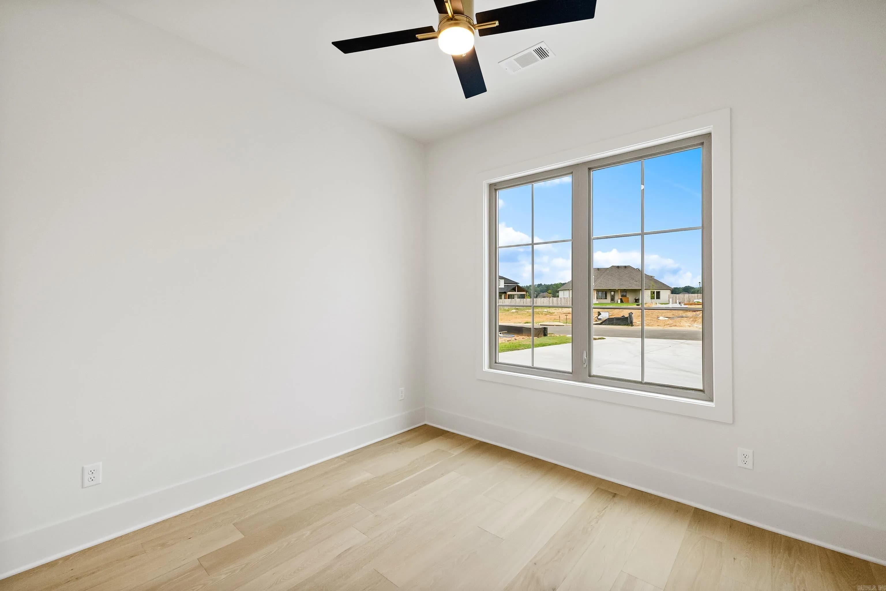Property at 7018  Star dust - Image 40