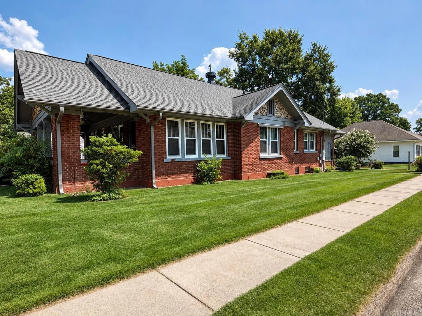 Property at 325  Cherry - Image 2