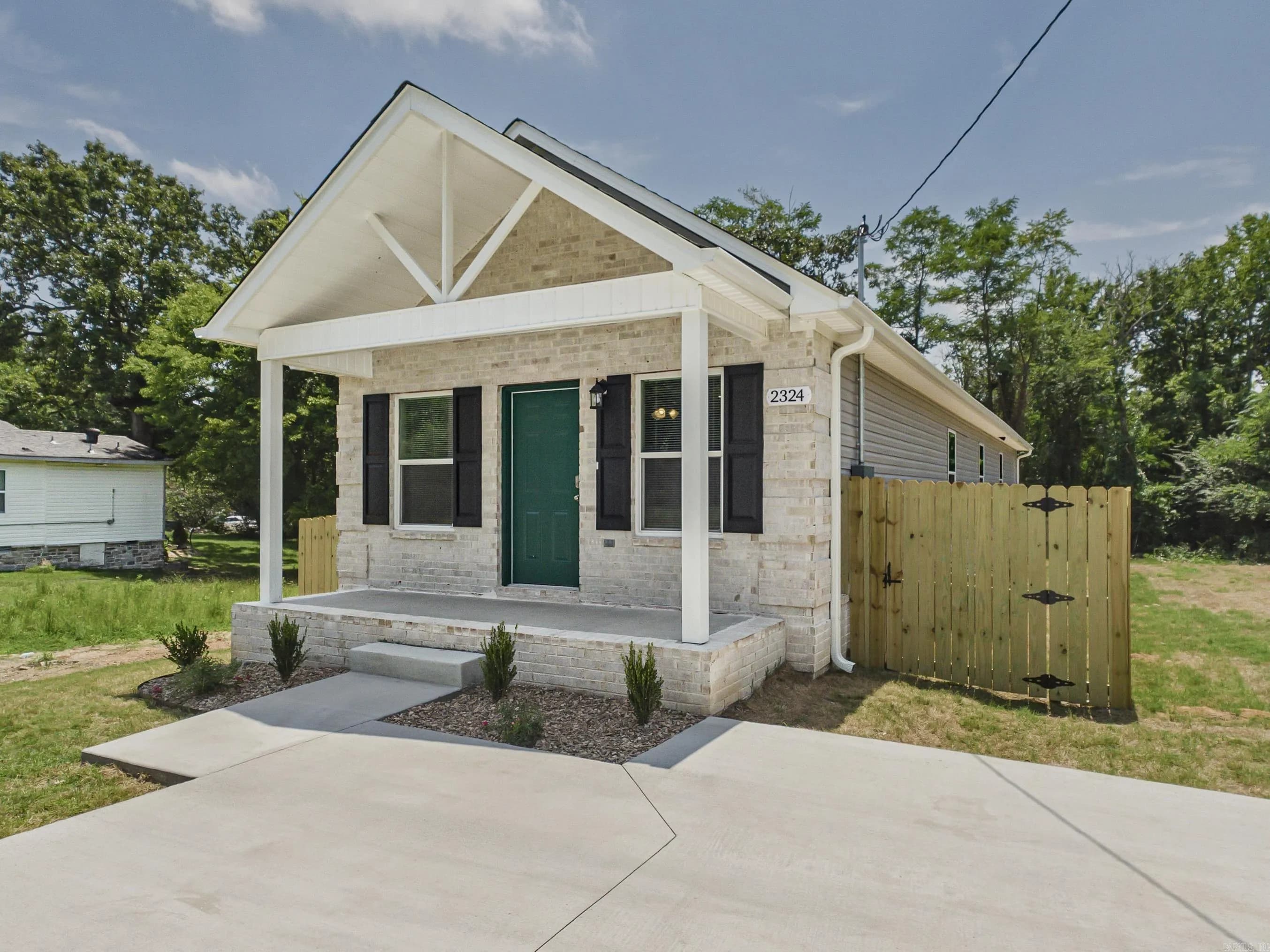 Property at 2324.5 W 16th street - Image 8