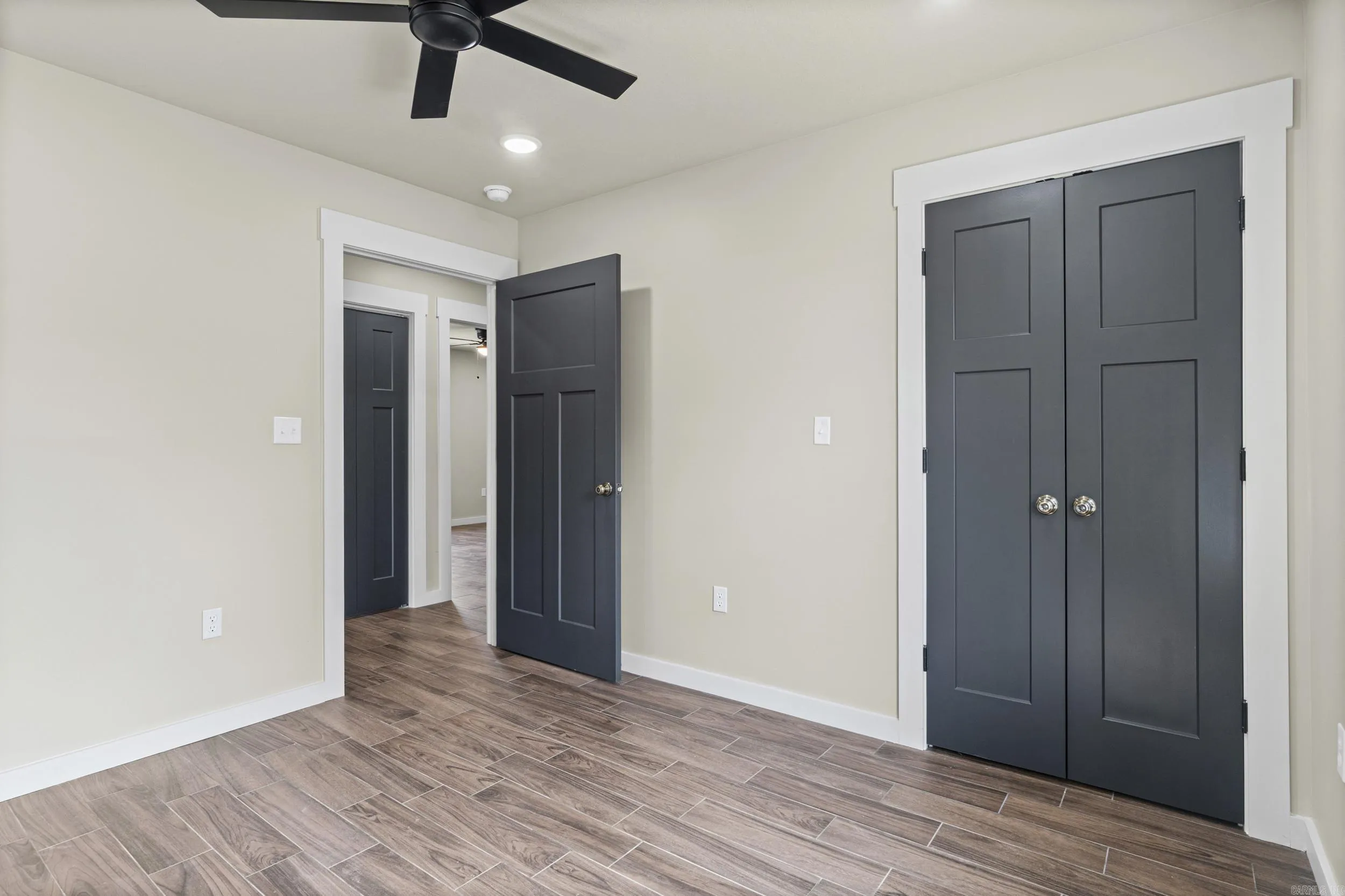 Property at 809  Forrest ave e - Image 18