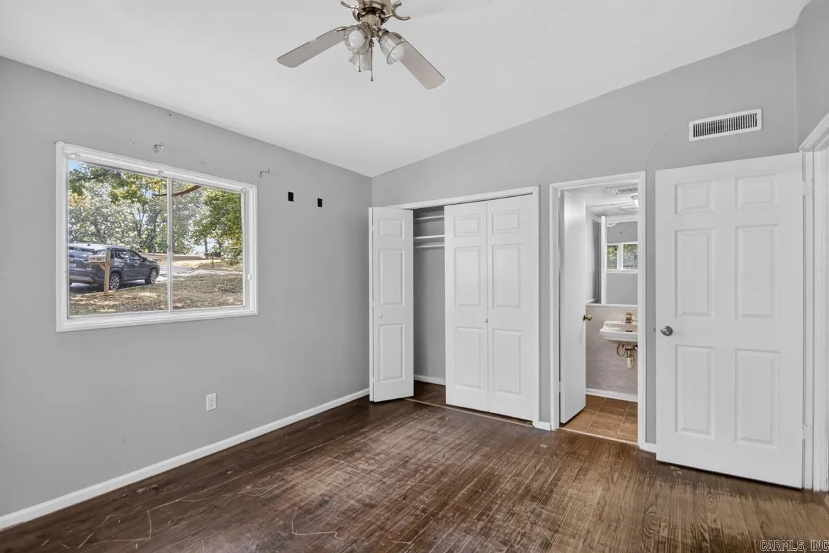 Property at 24  Westmont - Image 14