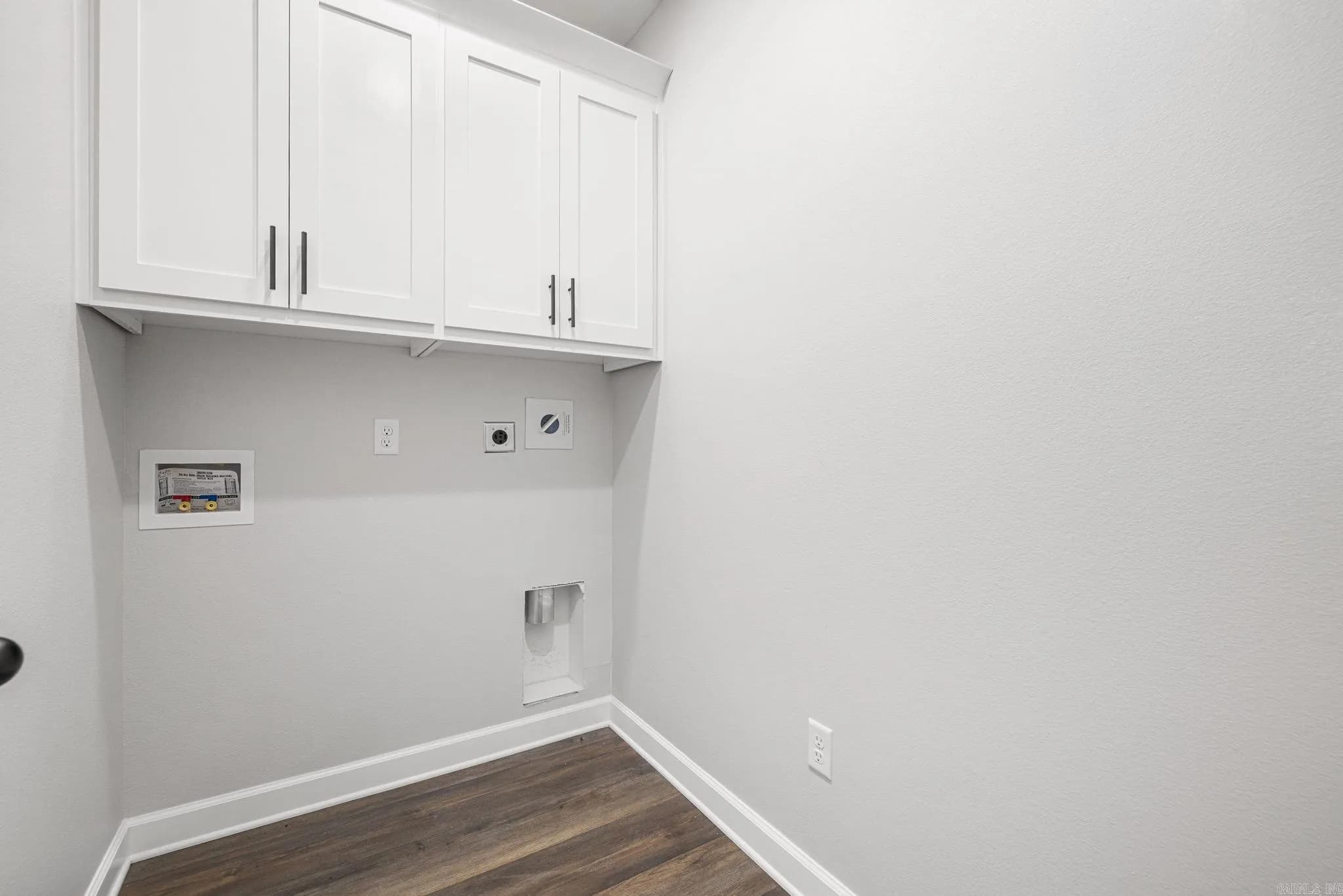 Property at 911 W Dell vista - Image 22