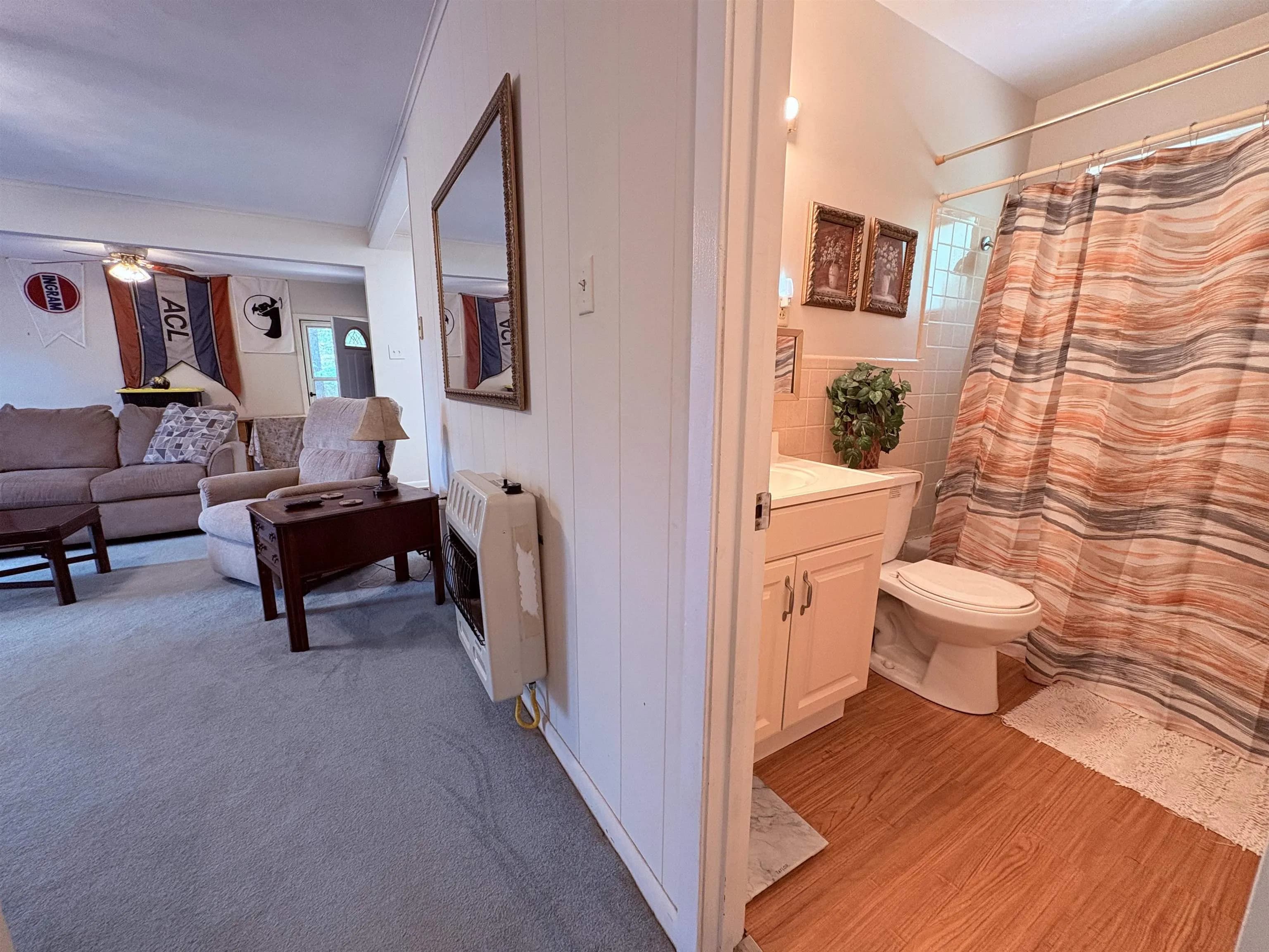 Property at 36  Delaware - Image 18