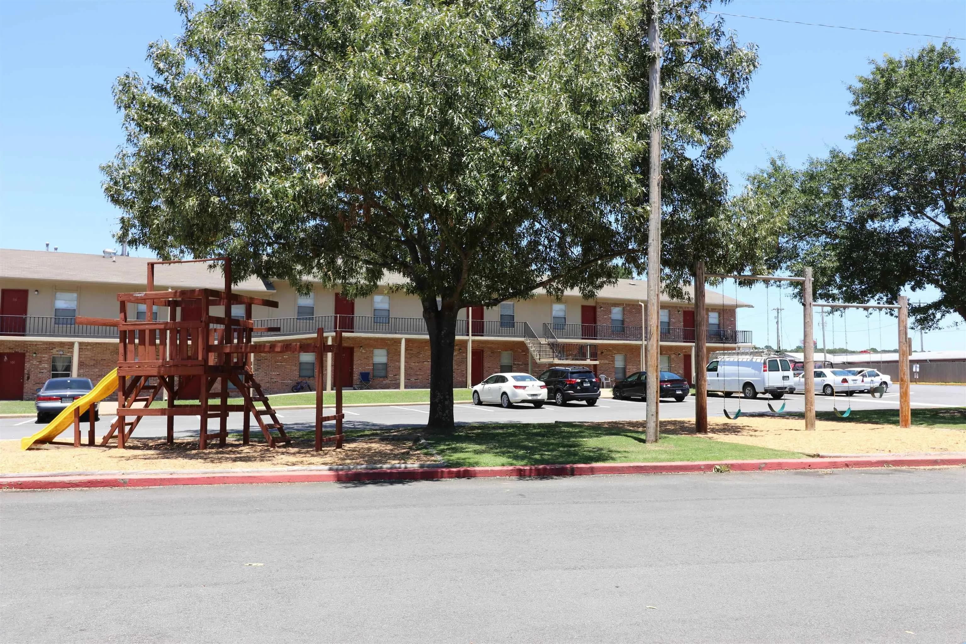 Property at 15617  I-30 - Image 22