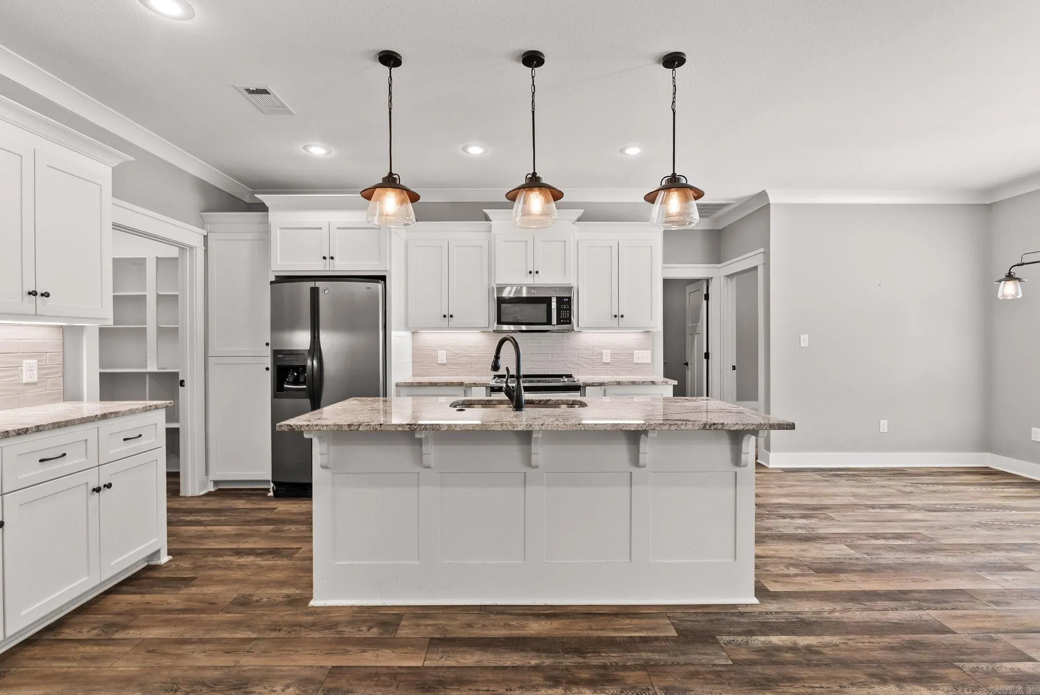 Property at 92  Garrison - Image 9