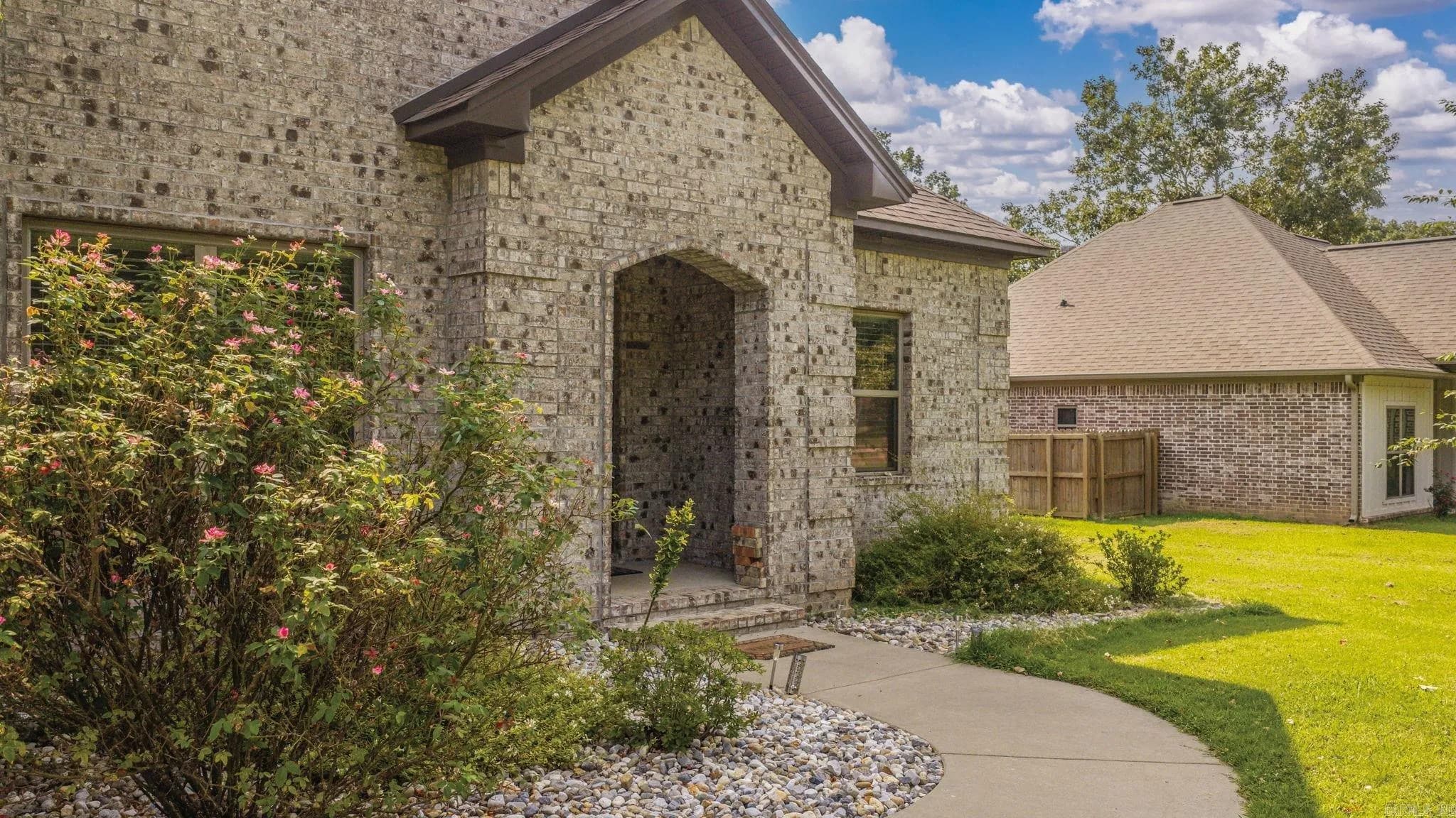 Property at 92  Garrison - Image 38
