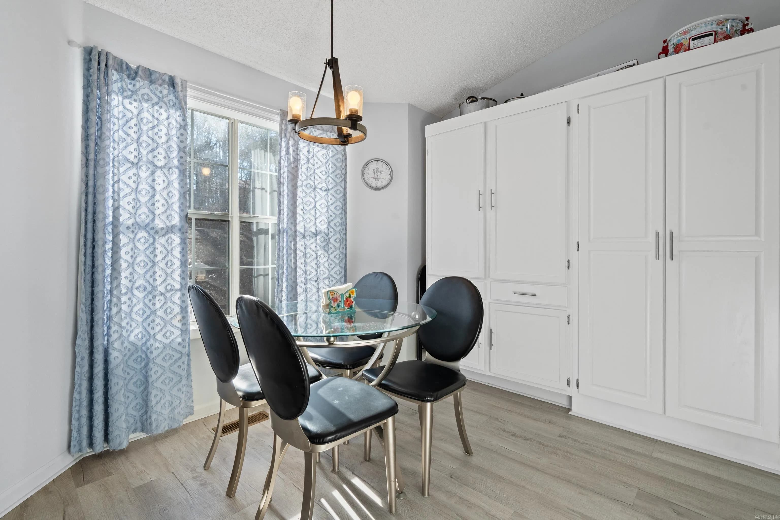 Property at 4  Narcisco - Image 10