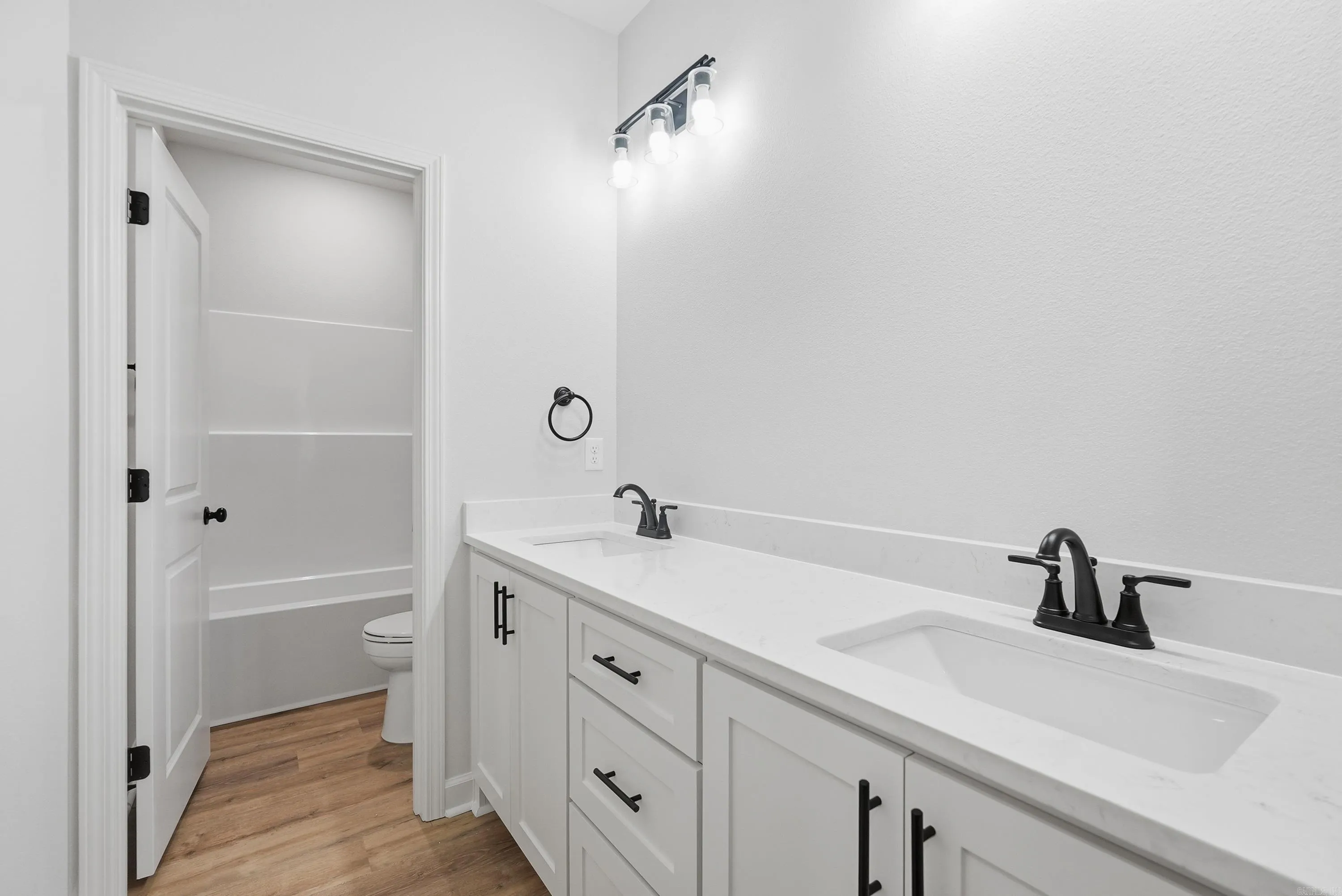 Property at 336  Millie court - Image 10