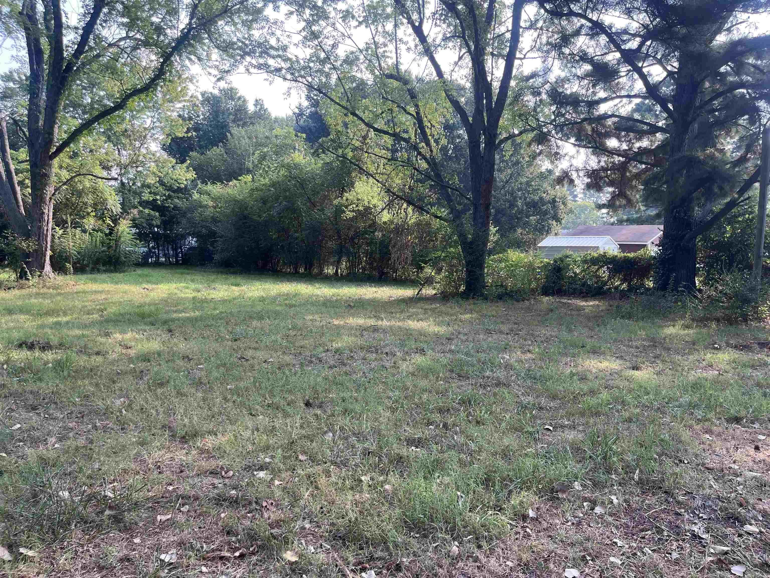 Property at 607  Rhode island - Image 3