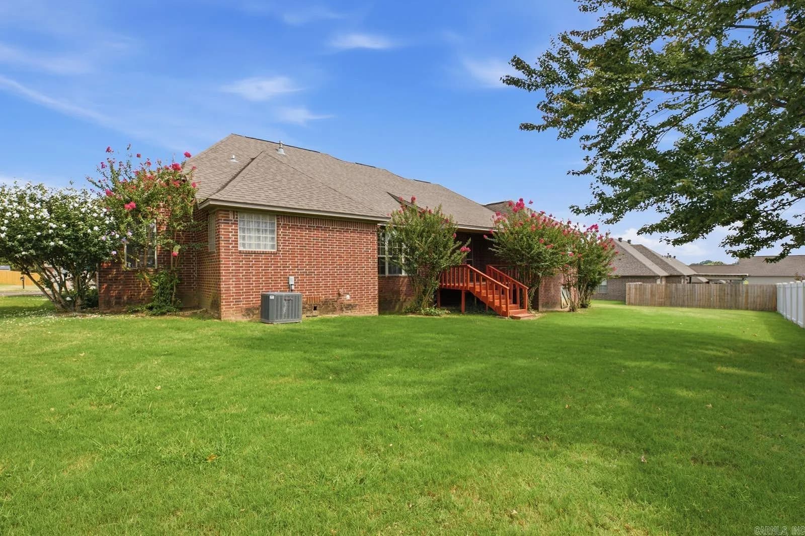 Property at 603  Llama - Image 32