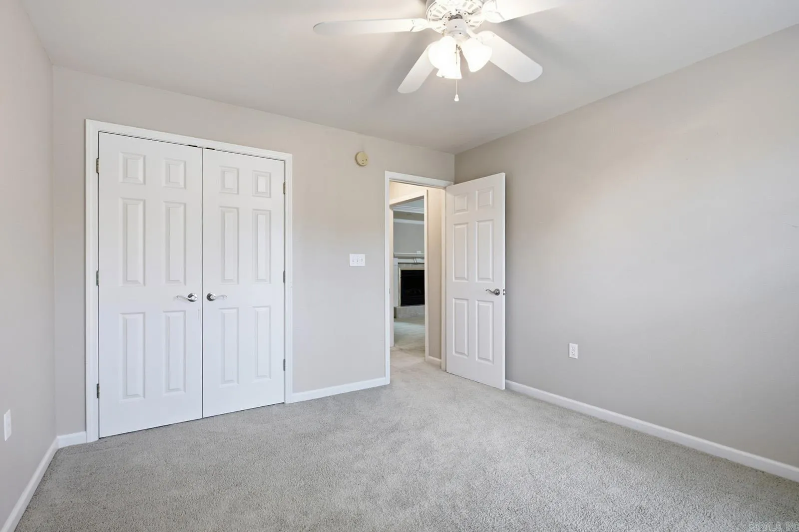 Property at 603  Llama - Image 25