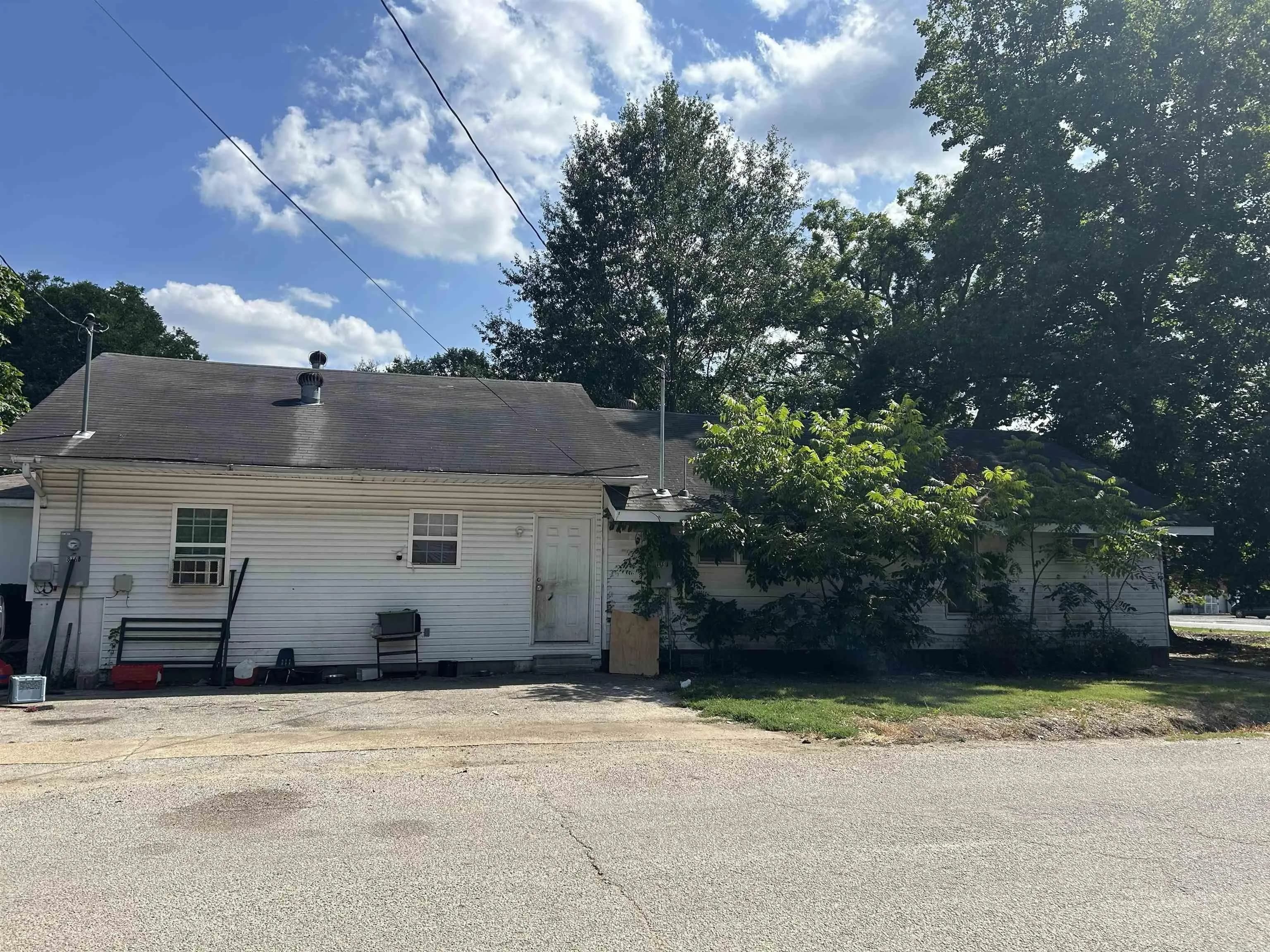 Property at 816 N Church