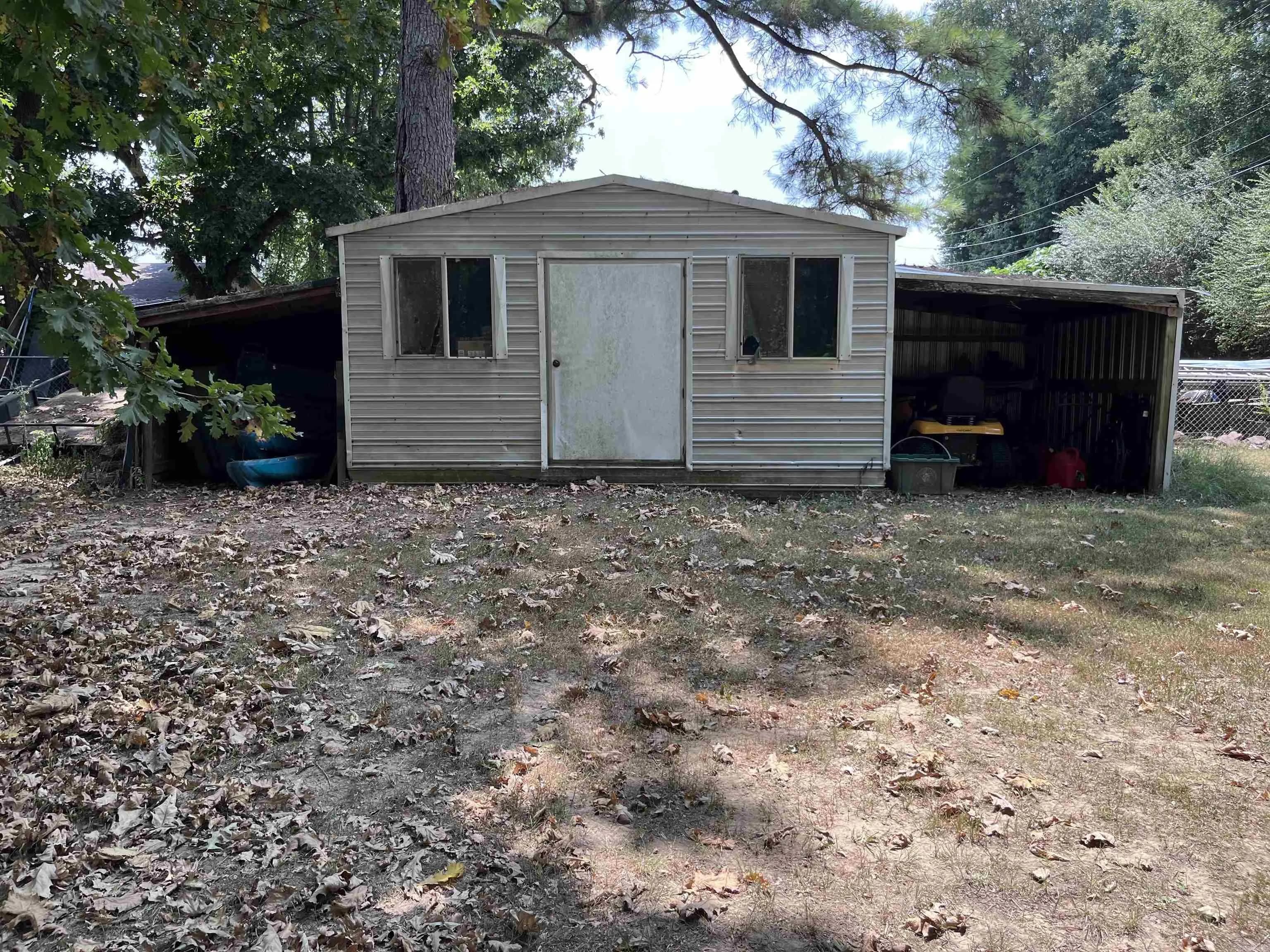 Property at 117  Leonard - Image 32