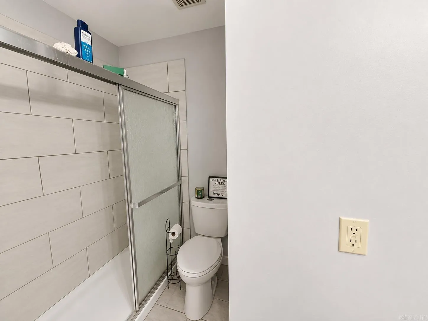 Property at 944  Neil sain loop - Image 7