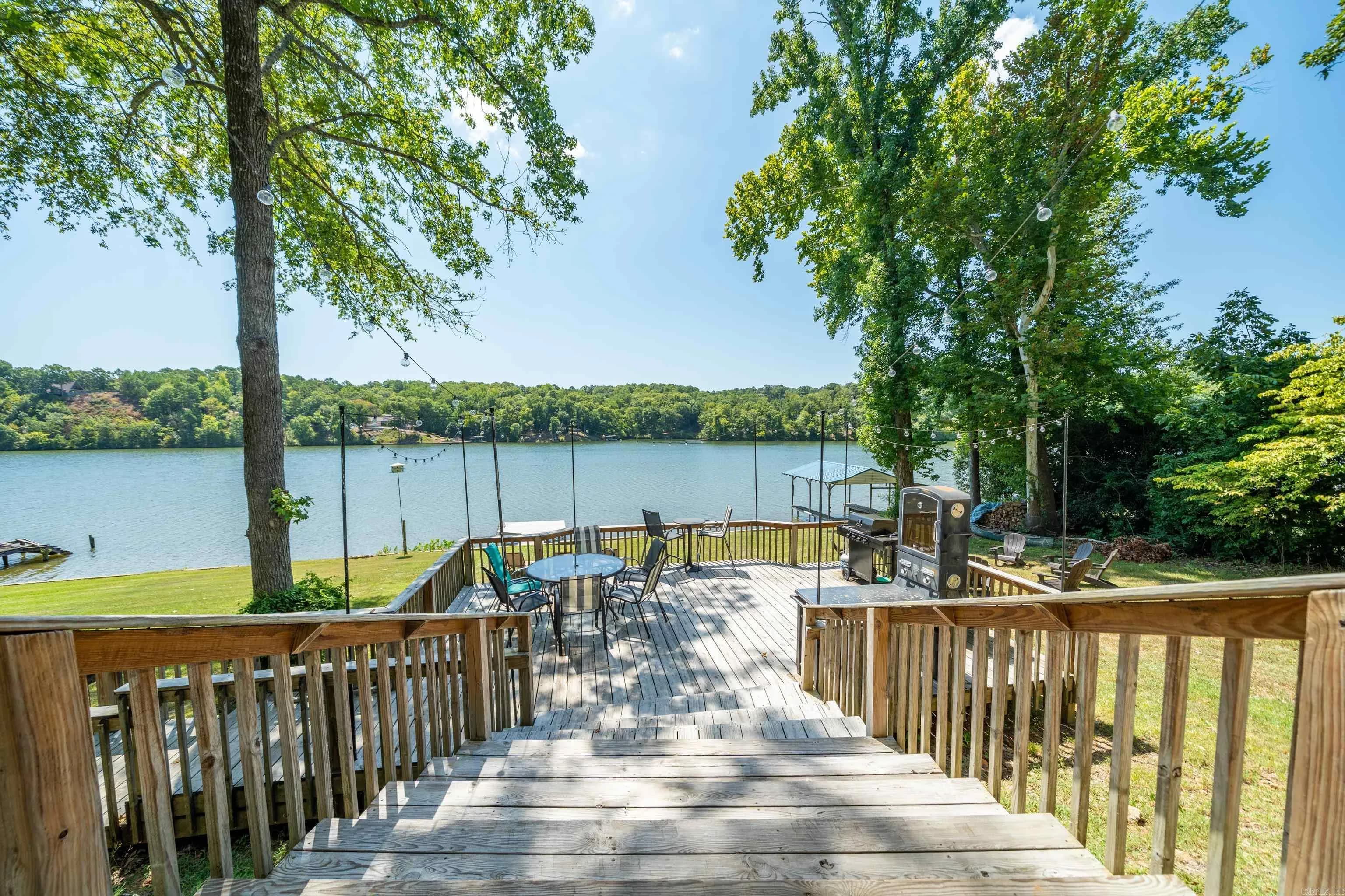 Property at 1221  Akers - Image 34