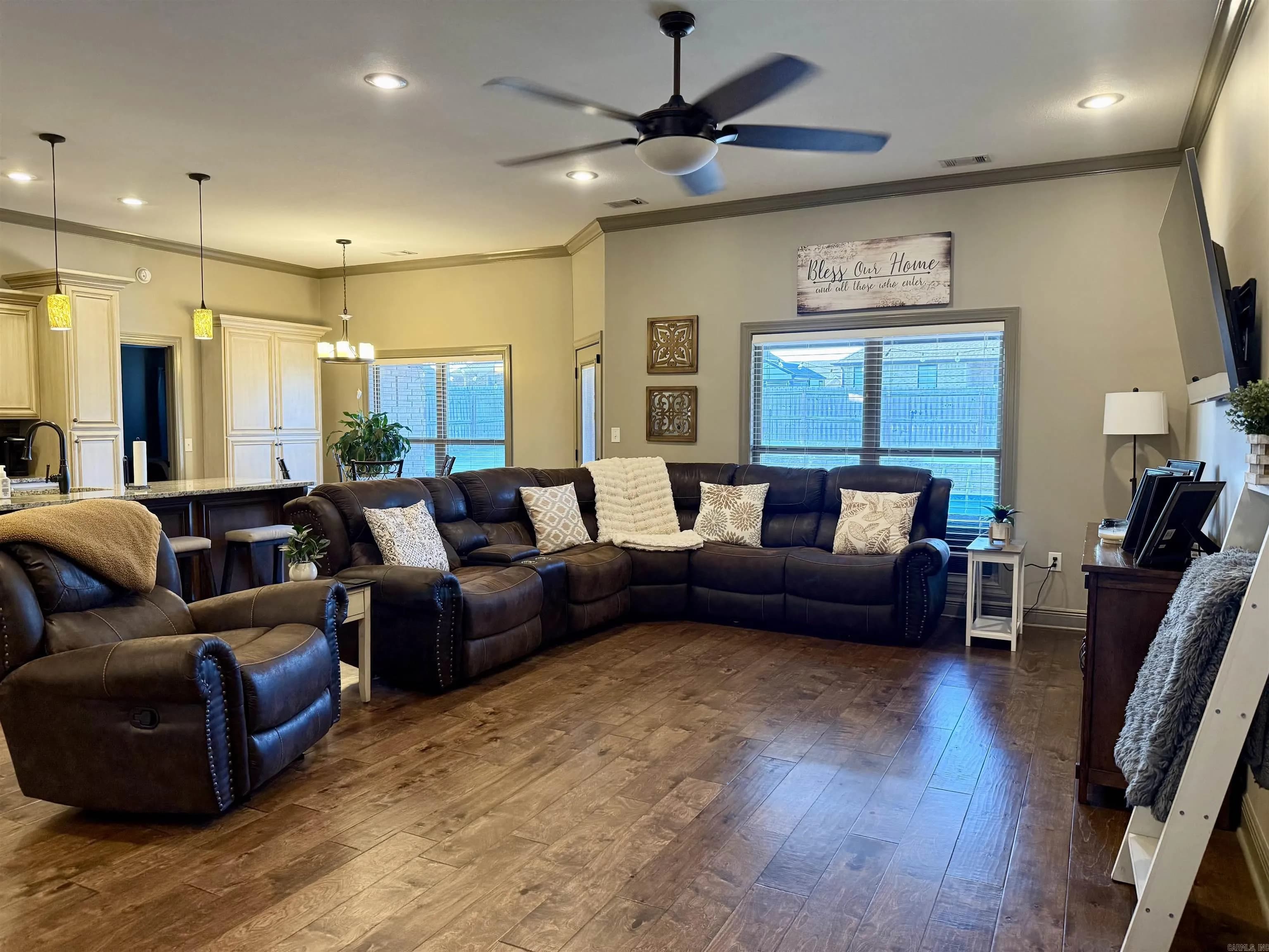 Property at 1807  Austin - Image 7