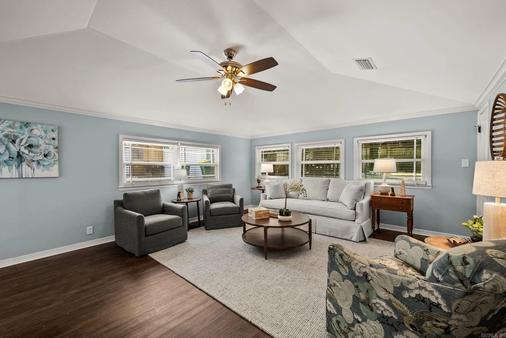 Property at 211  Colonial court - Image 29