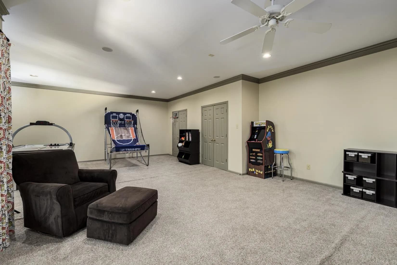 Property at 19  Ridgeview - Image 37